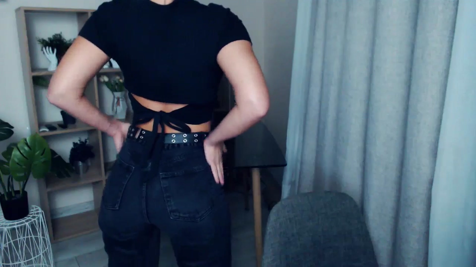 Gallery image thumbnail from Kukla_kolduna's myfreecams stream on, 09/22/2024, 16:33 image 20 of 20