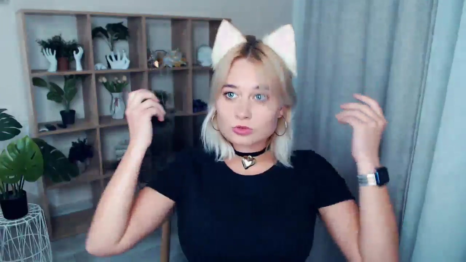 Gallery image thumbnail from Kukla_kolduna's myfreecams stream on, 09/22/2024, 17:59 image 9 of 20