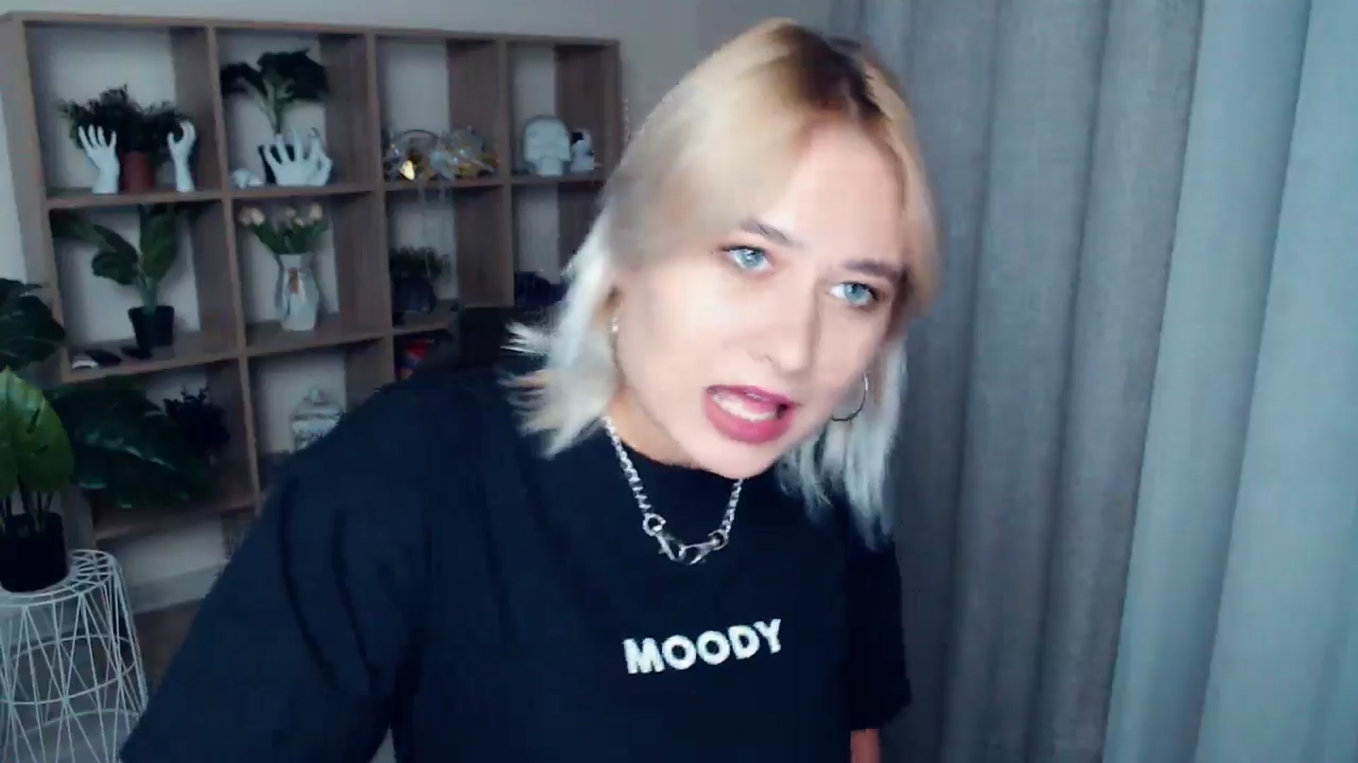 Gallery image thumbnail from Kukla_kolduna's myfreecams stream on, 09/26/2024, 17:56 image 4 of 20