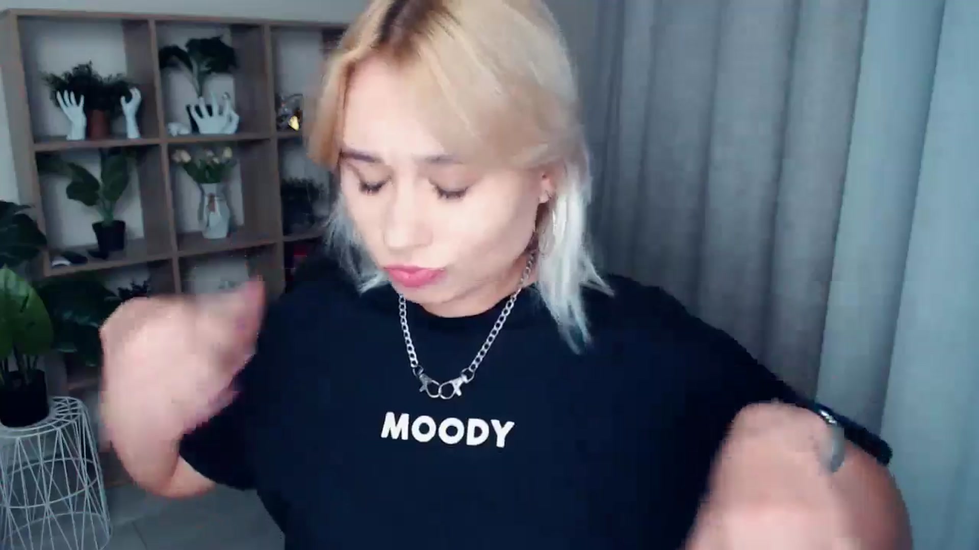 Gallery image thumbnail from Kukla_kolduna's myfreecams stream on, 09/26/2024, 17:56 image 2 of 20