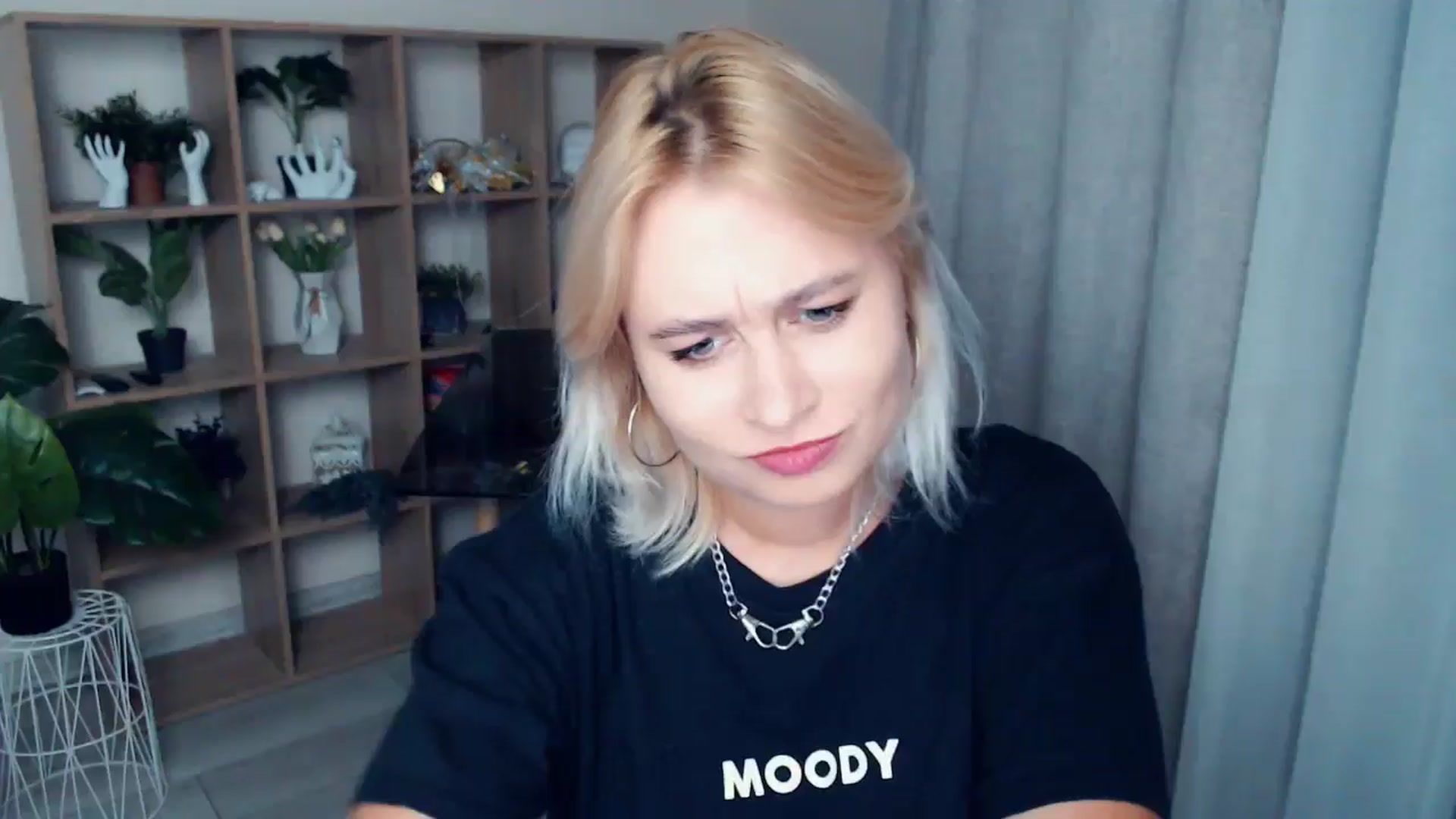 Gallery image thumbnail from Kukla_kolduna's myfreecams stream on, 09/26/2024, 17:56 image 20 of 20