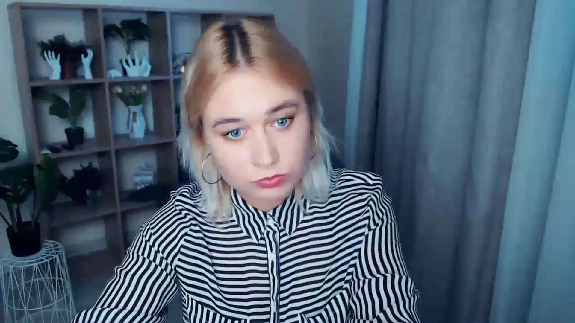 Gallery image thumbnail from Kukla_kolduna's myfreecams stream on, 09/27/2024, 15:41 image 20 of 20
