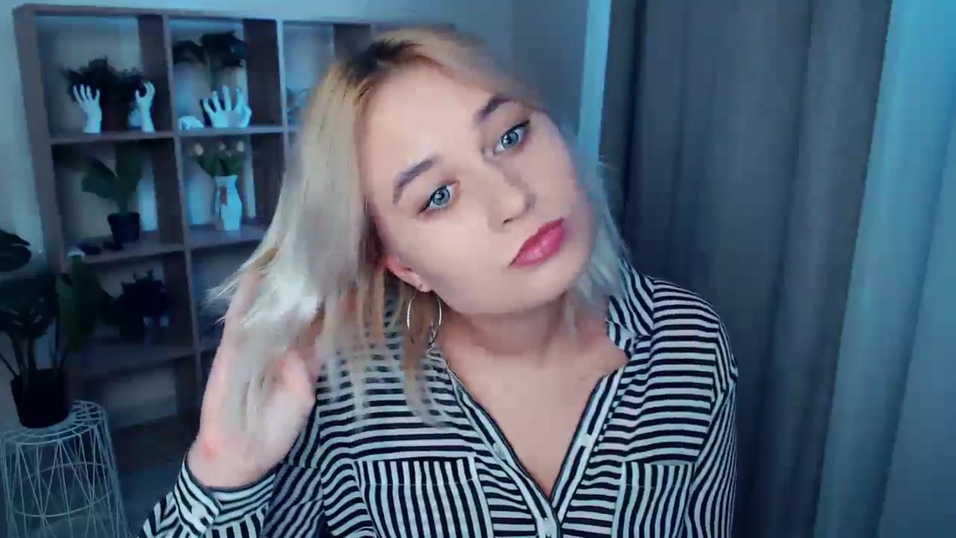 Gallery image thumbnail from Kukla_kolduna's myfreecams stream on, 09/27/2024, 15:41 image 5 of 20