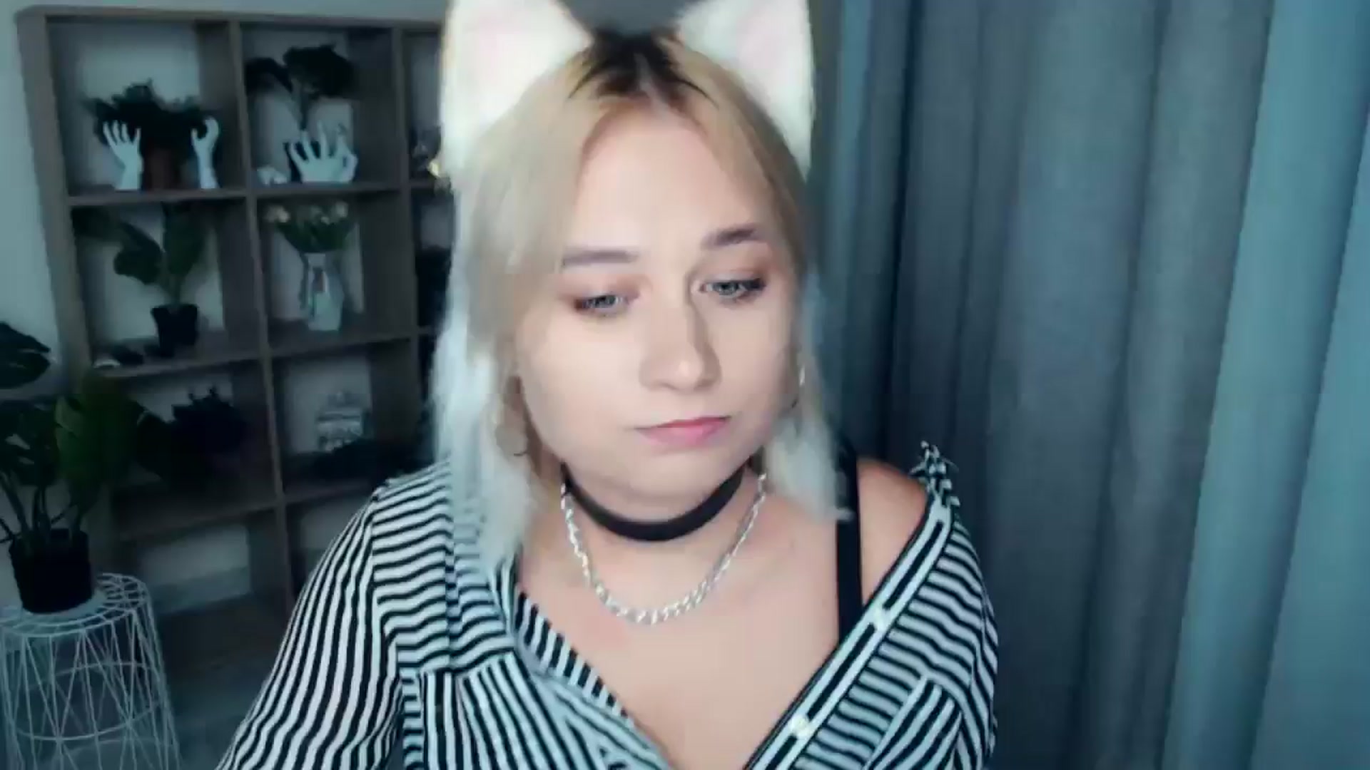 Gallery image thumbnail from Kukla_kolduna's myfreecams stream on, 09/27/2024, 17:13 image 8 of 20