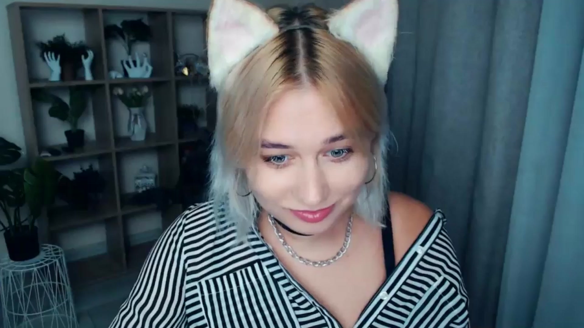 Gallery image thumbnail from Kukla_kolduna's myfreecams stream on, 09/27/2024, 17:13 image 20 of 20