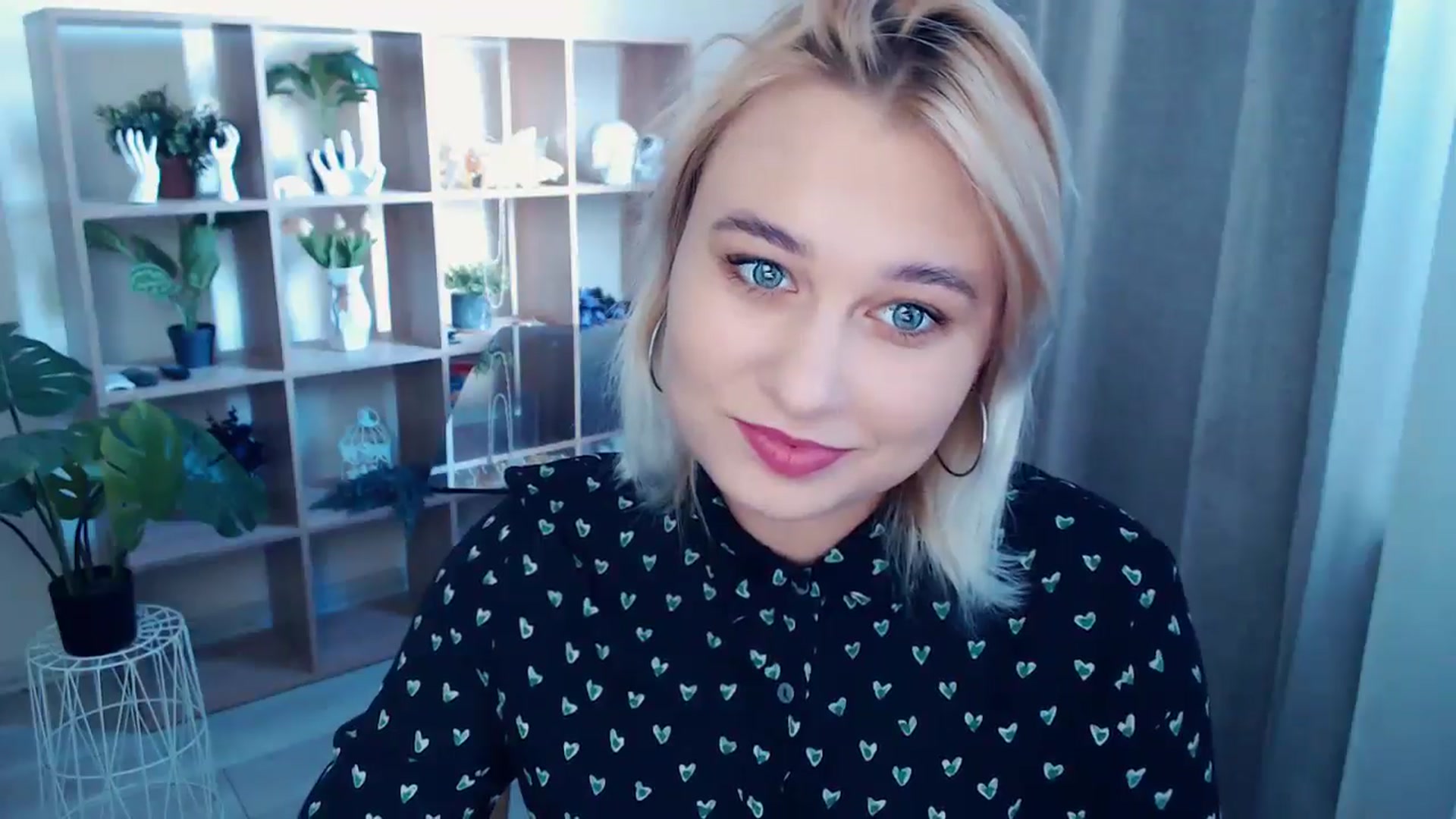 Gallery image thumbnail from Kukla_kolduna's myfreecams stream on, 09/28/2024, 14:18 image 2 of 20