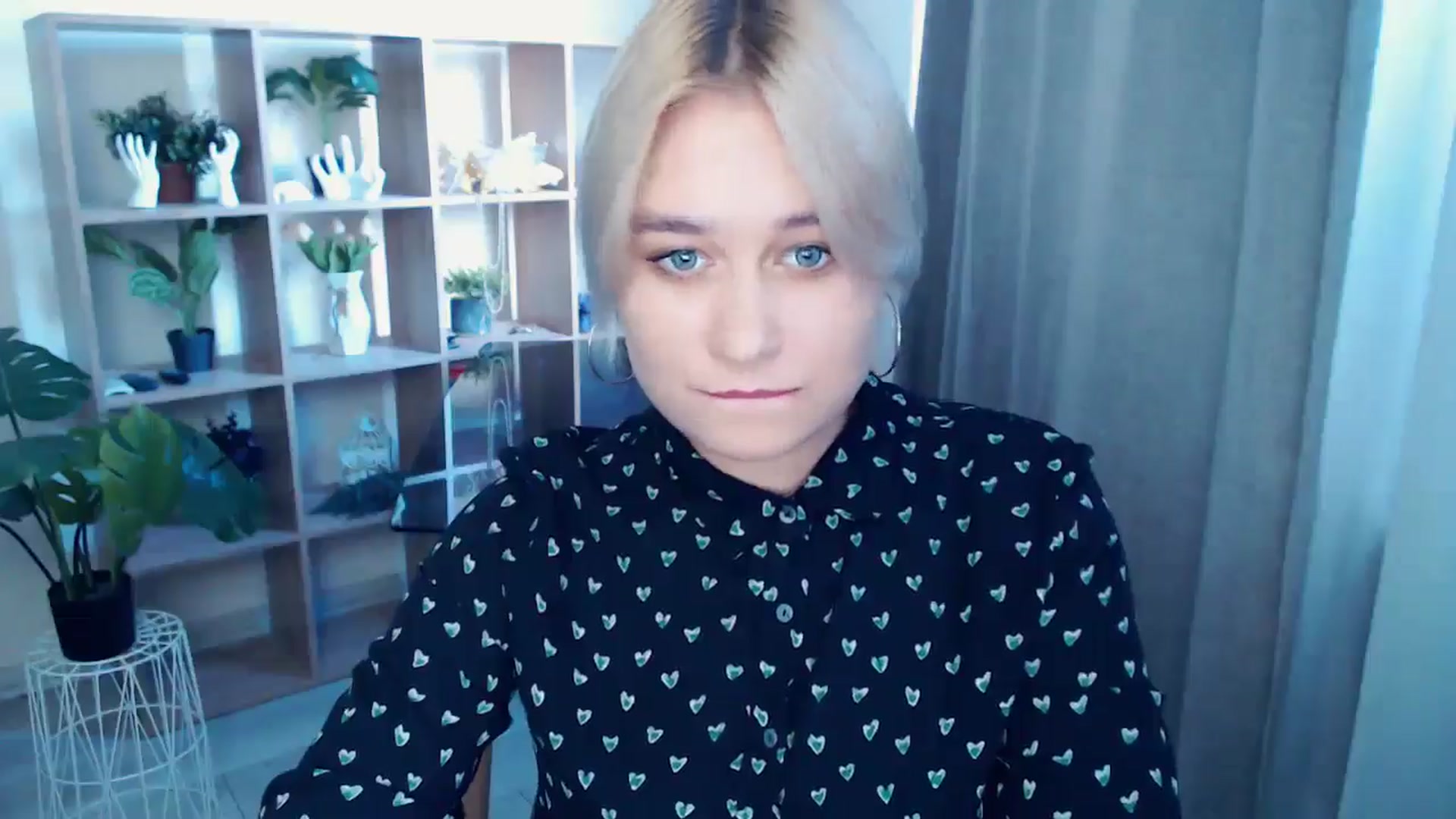 Gallery image thumbnail from Kukla_kolduna's myfreecams stream on, 09/28/2024, 14:18 image 16 of 20