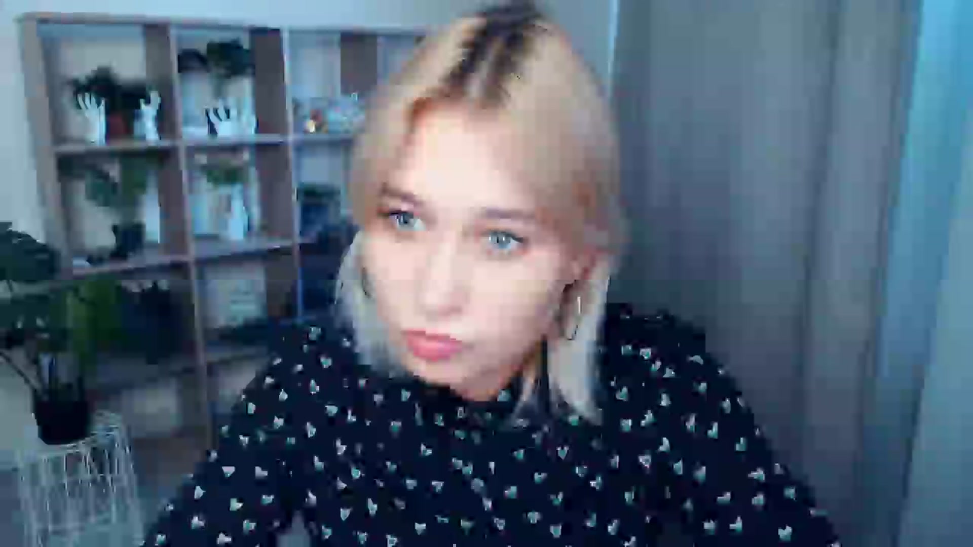 Gallery image thumbnail from Kukla_kolduna's myfreecams stream on, 09/28/2024, 15:58 image 15 of 20