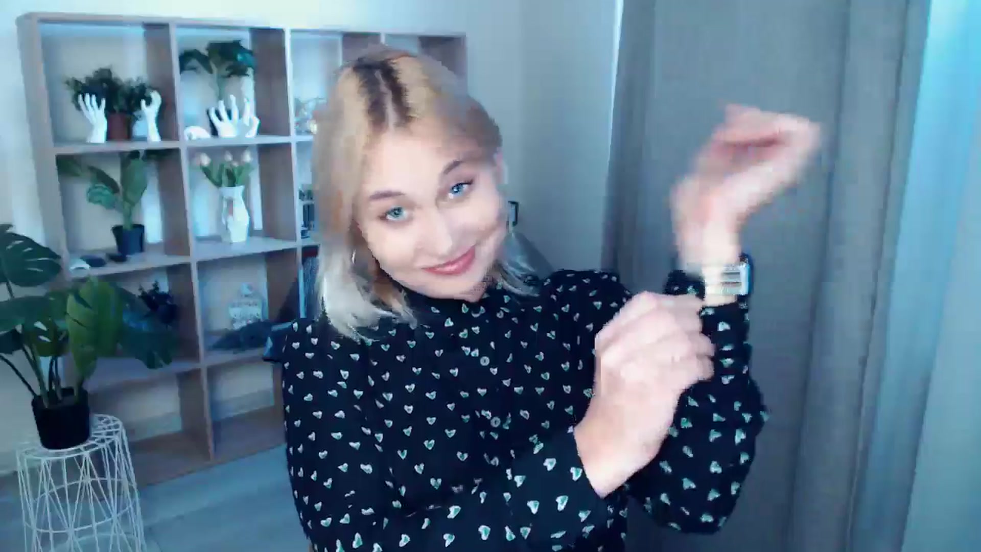 Gallery image thumbnail from Kukla_kolduna's myfreecams stream on, 09/28/2024, 15:58 image 10 of 20