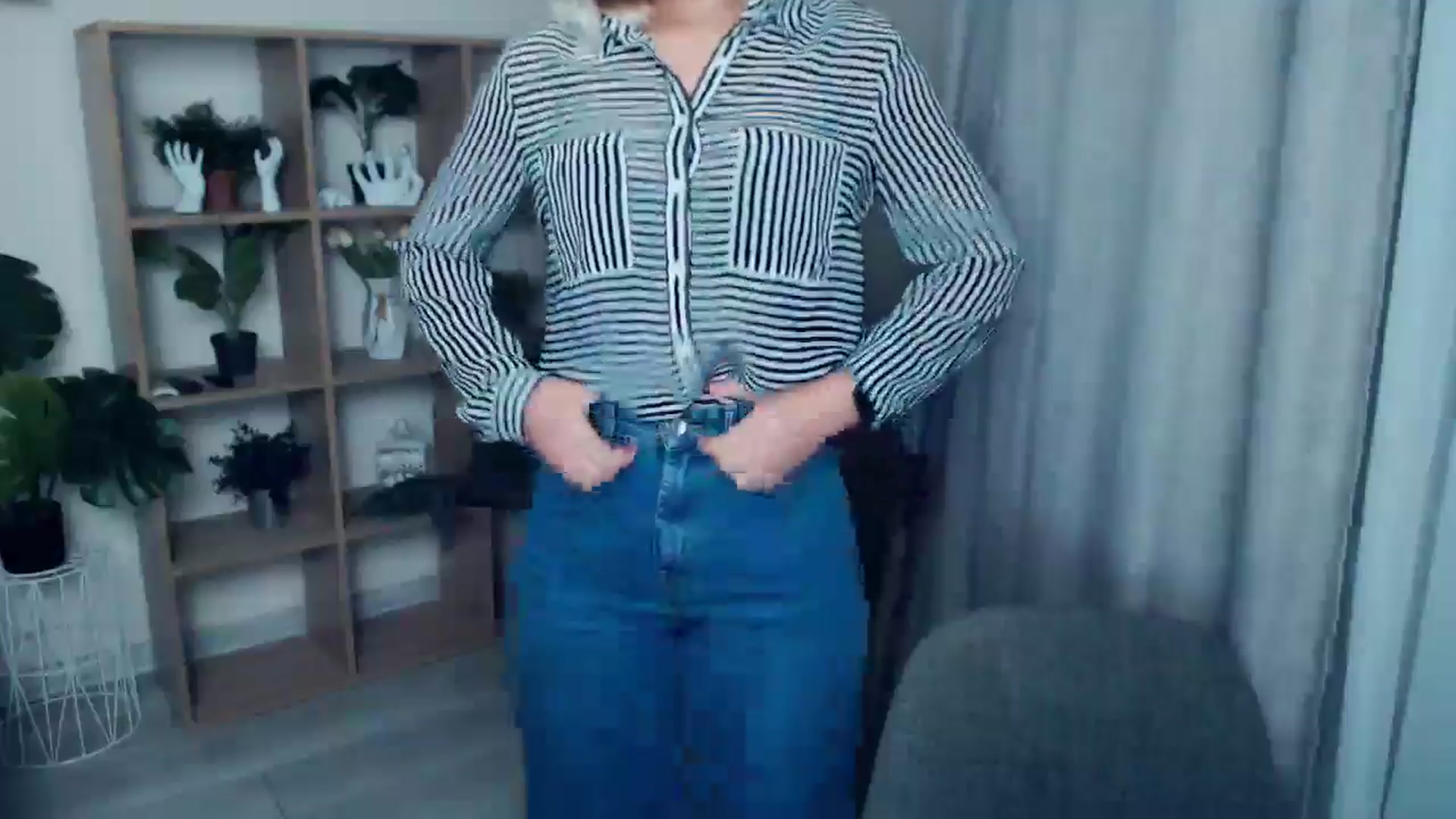Gallery image thumbnail from Kukla_kolduna's myfreecams stream on, 09/29/2024, 16:35 image 6 of 20
