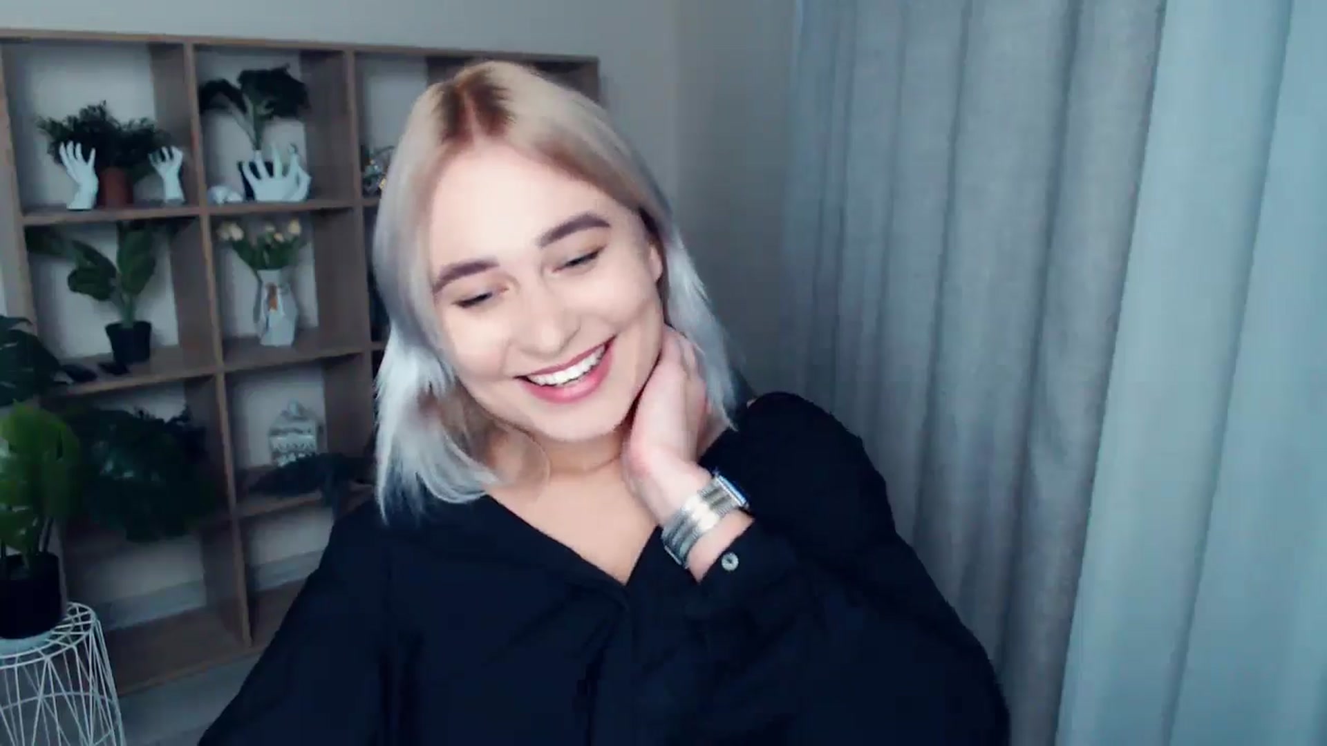 Gallery image thumbnail from Kukla_kolduna's myfreecams stream on, 09/30/2024, 16:21 image 20 of 20