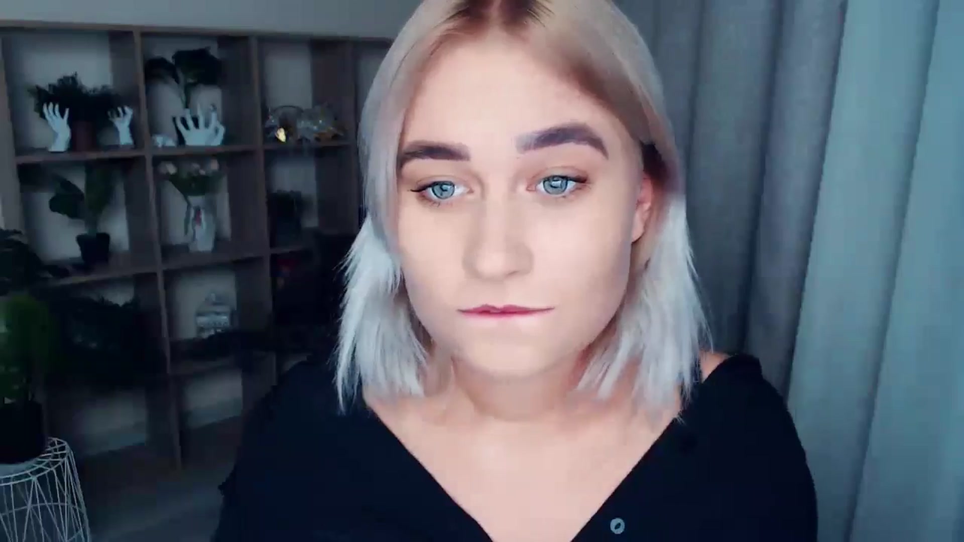 Gallery image thumbnail from Kukla_kolduna's myfreecams stream on, 09/30/2024, 16:21 image 19 of 20