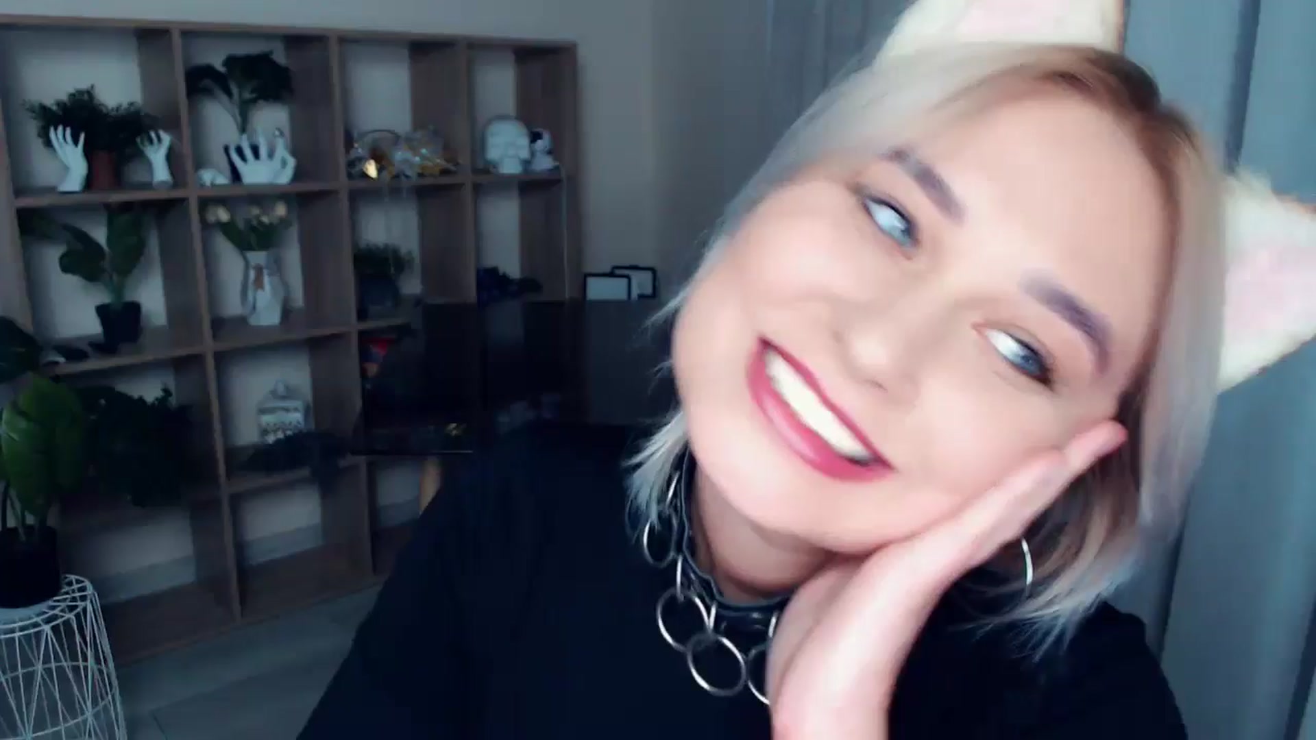 Gallery image thumbnail from Kukla_kolduna's myfreecams stream on, 10/03/2024, 18:10 image 1 of 20