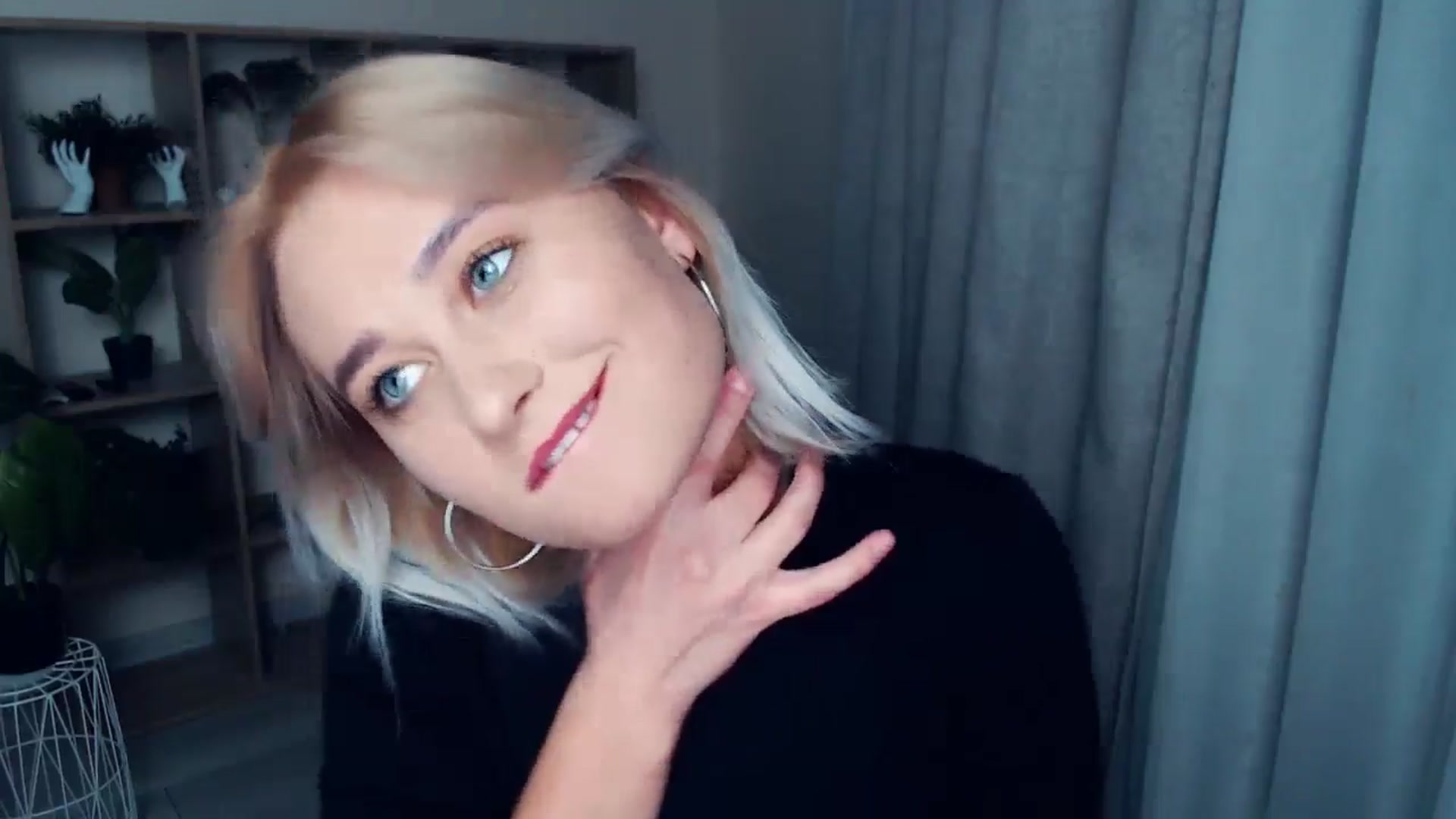 Gallery image thumbnail from Kukla_kolduna's myfreecams stream on, 10/03/2024, 18:10 image 9 of 20