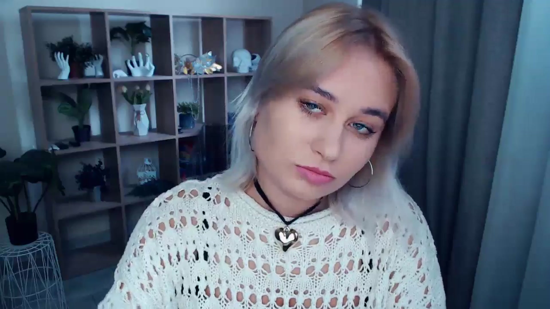 Gallery image thumbnail from Kukla_kolduna's myfreecams stream on, 10/04/2024, 14:07 image 9 of 20