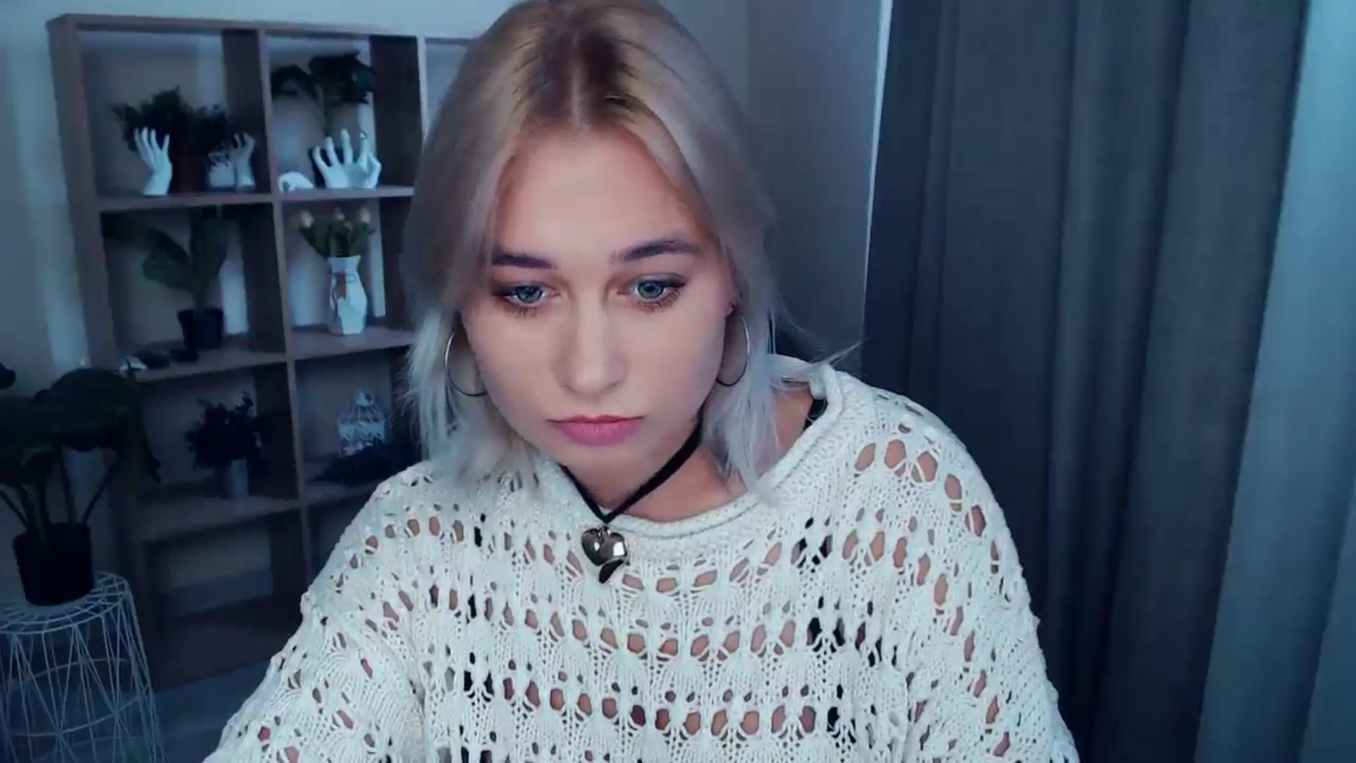 Gallery image thumbnail from Kukla_kolduna's myfreecams stream on, 10/04/2024, 14:07 image 18 of 20