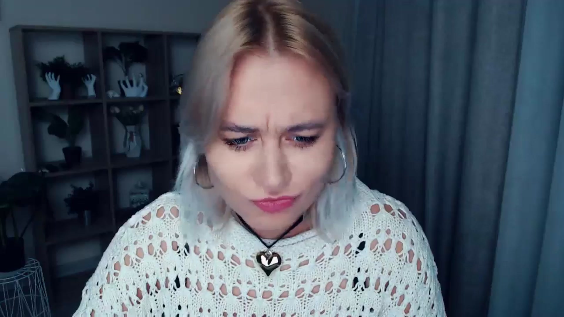 Gallery image thumbnail from Kukla_kolduna's myfreecams stream on, 10/04/2024, 18:16 image 15 of 20