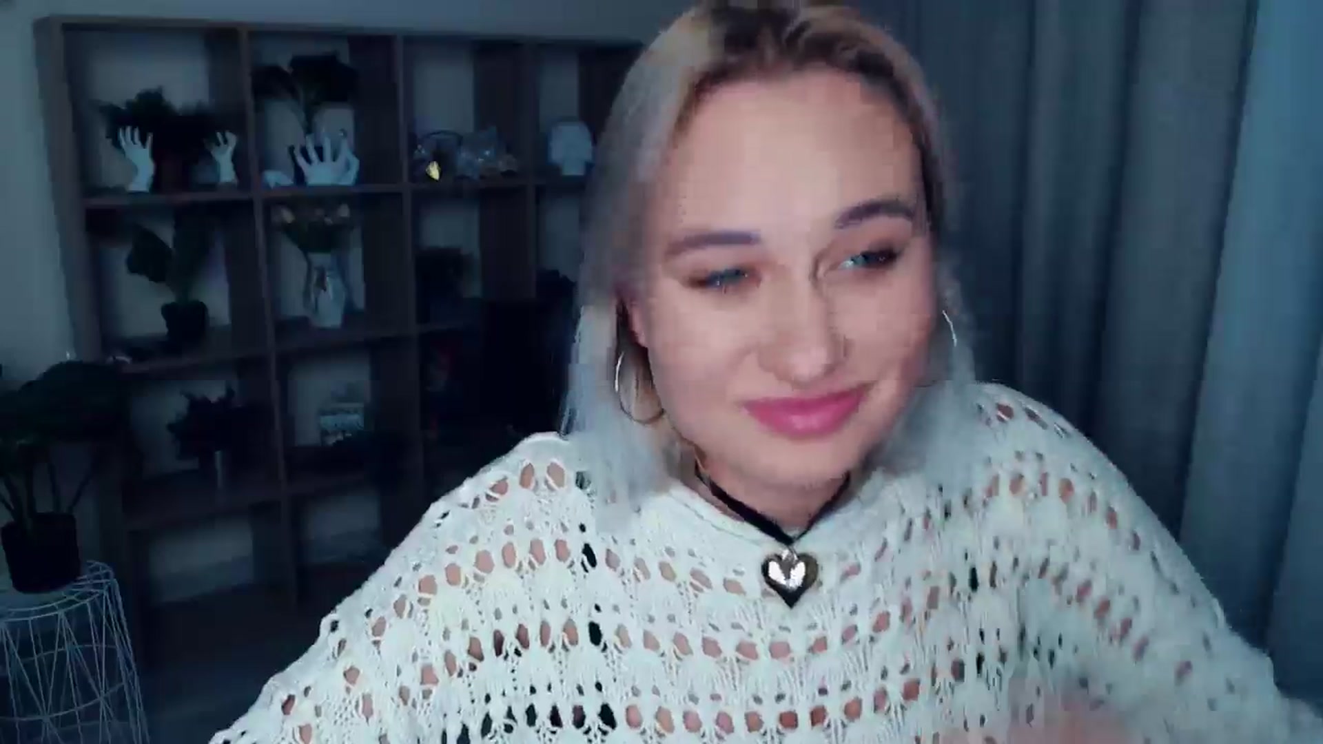Gallery image thumbnail from Kukla_kolduna's myfreecams stream on, 10/04/2024, 18:16 image 3 of 20