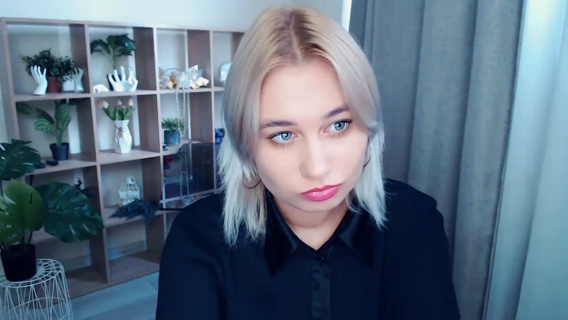 Gallery image thumbnail from Kukla_kolduna's myfreecams stream on, 10/05/2024, 13:33 image 5 of 20