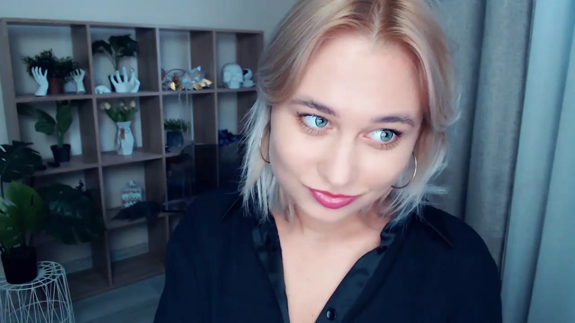 Gallery image thumbnail from Kukla_kolduna's myfreecams stream on, 10/05/2024, 14:32 image 14 of 20