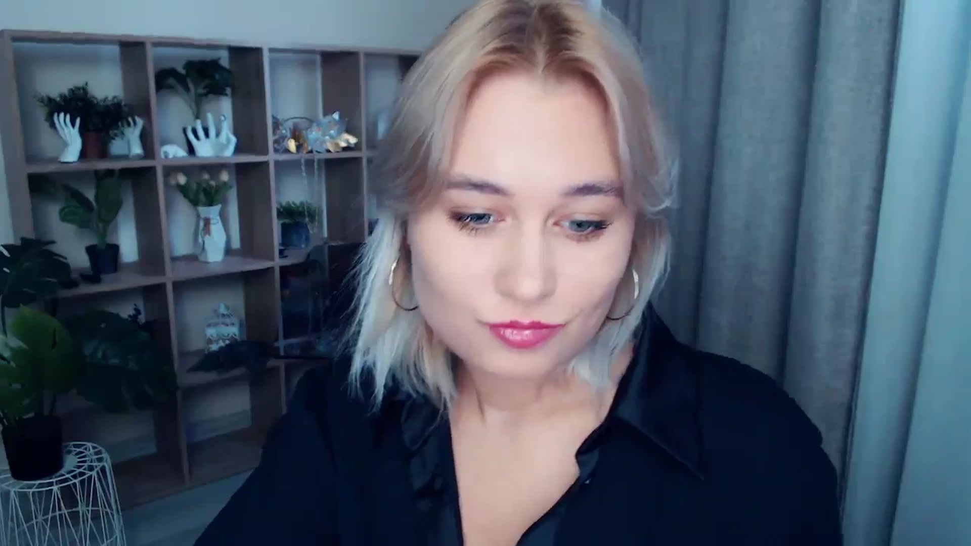 Gallery image thumbnail from Kukla_kolduna's myfreecams stream on, 10/05/2024, 14:32 image 19 of 20