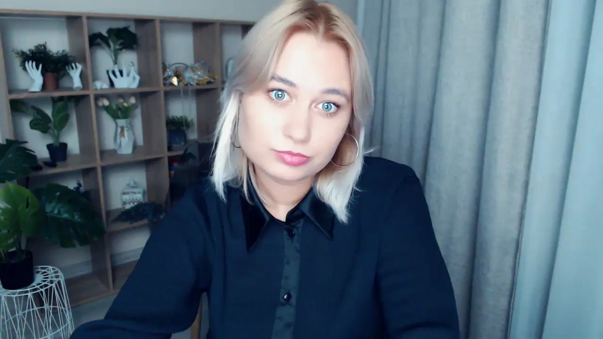 Gallery image thumbnail from Kukla_kolduna's myfreecams stream on, 10/05/2024, 17:59 image 16 of 20