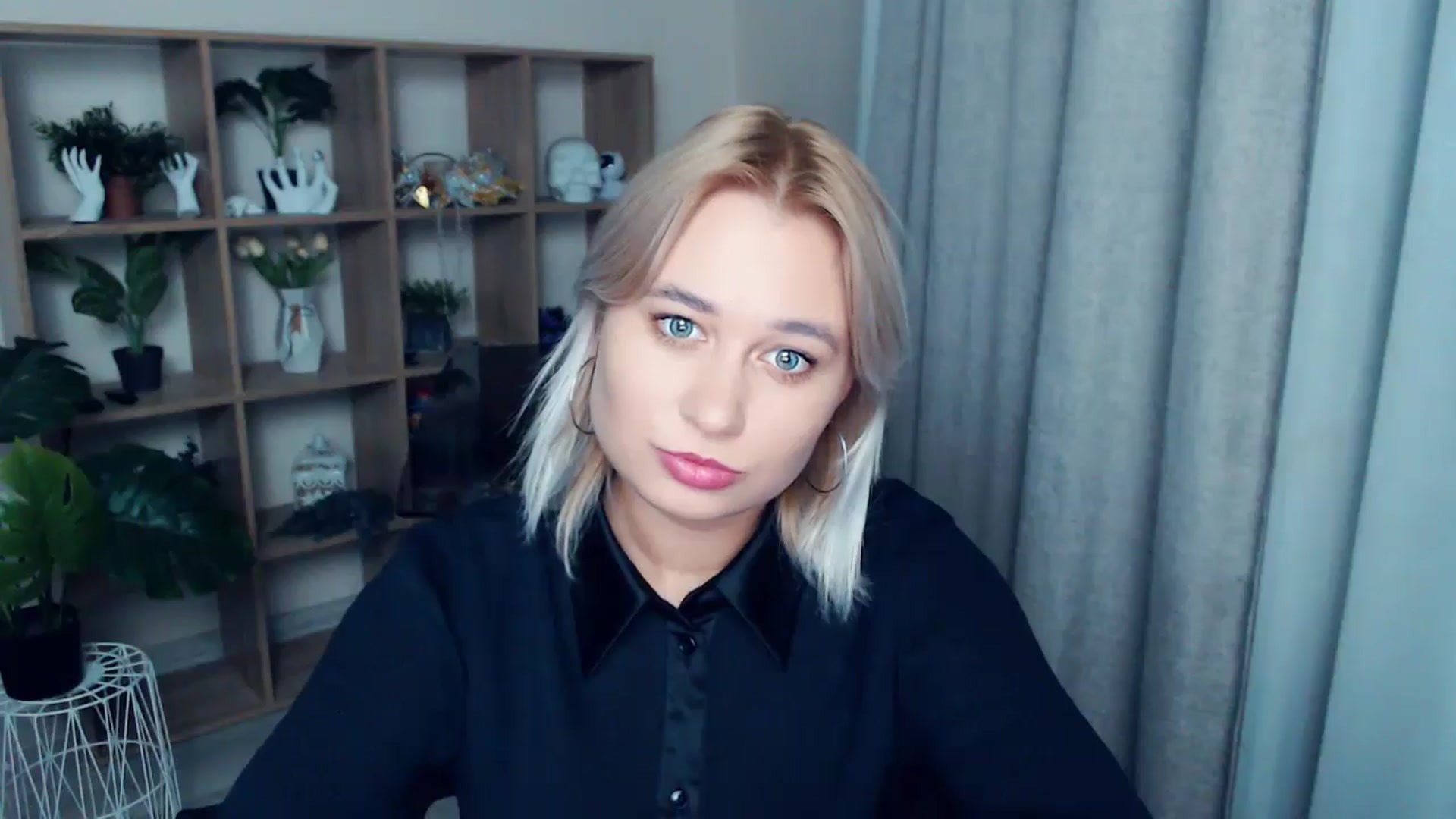 Gallery image thumbnail from Kukla_kolduna's myfreecams stream on, 10/05/2024, 17:59 image 8 of 20