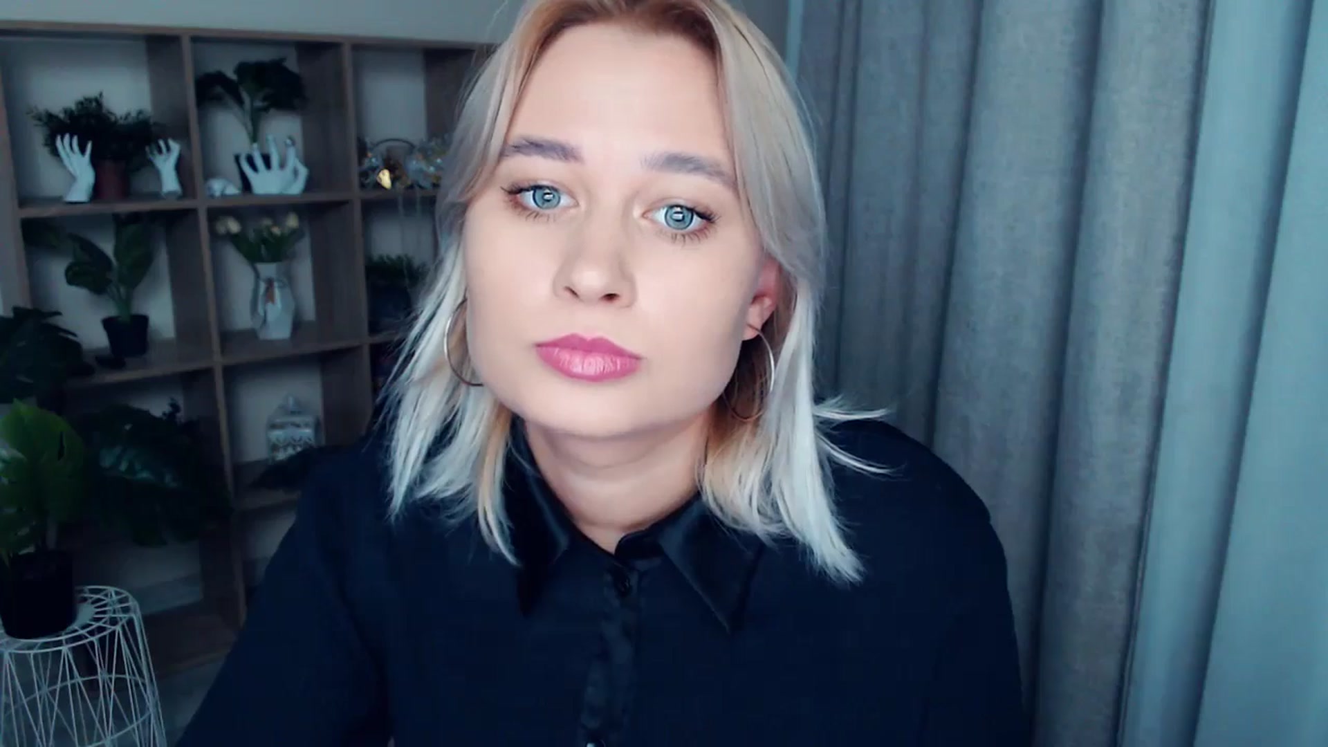 Gallery image thumbnail from Kukla_kolduna's myfreecams stream on, 10/05/2024, 17:59 image 10 of 20