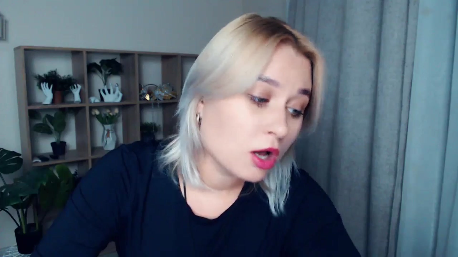 Gallery image thumbnail from Kukla_kolduna's myfreecams stream on, 10/16/2024, 16:47 image 16 of 20