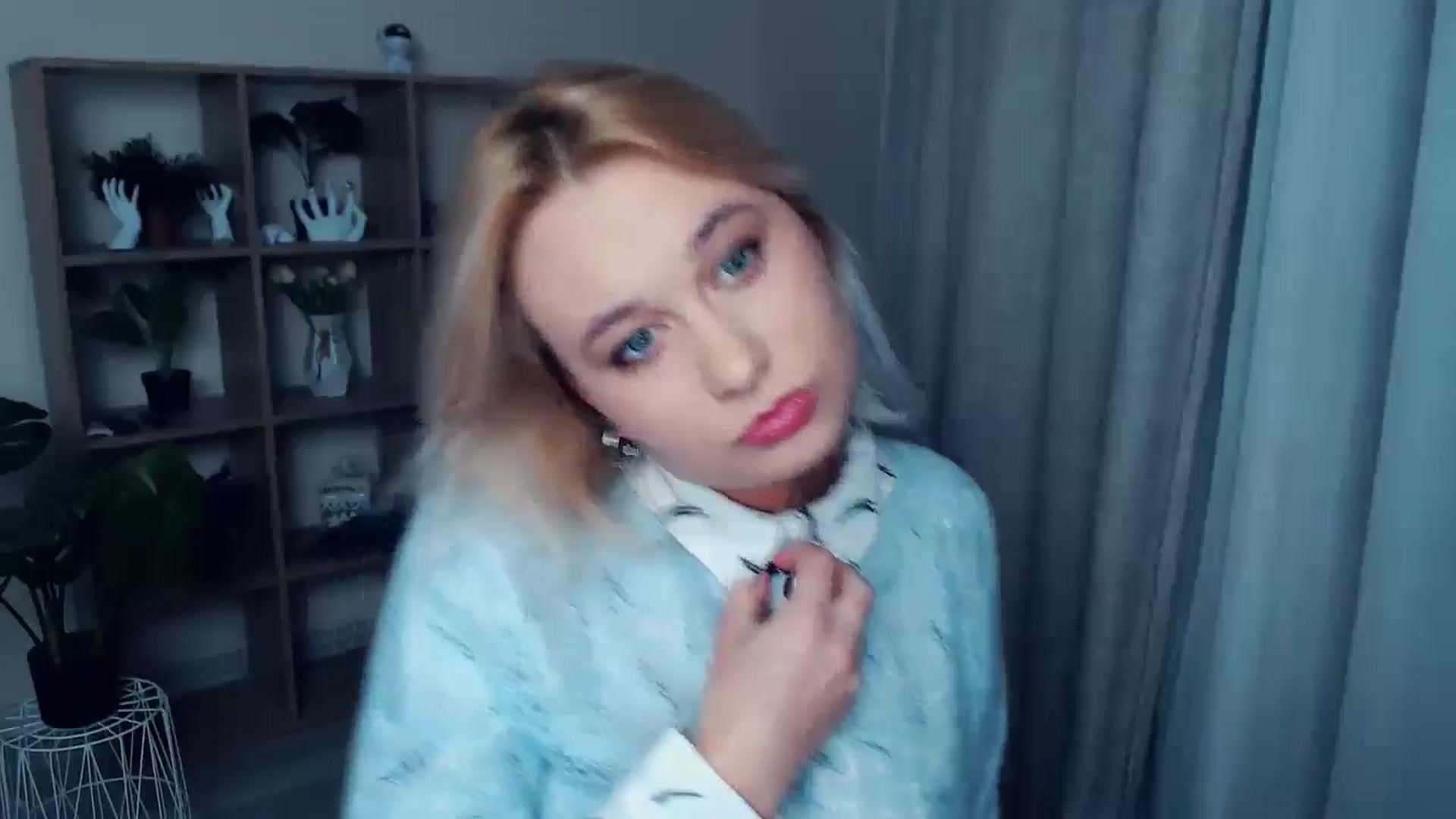 Gallery image thumbnail from Kukla_kolduna's myfreecams stream on, 10/17/2024, 16:38 image 4 of 20