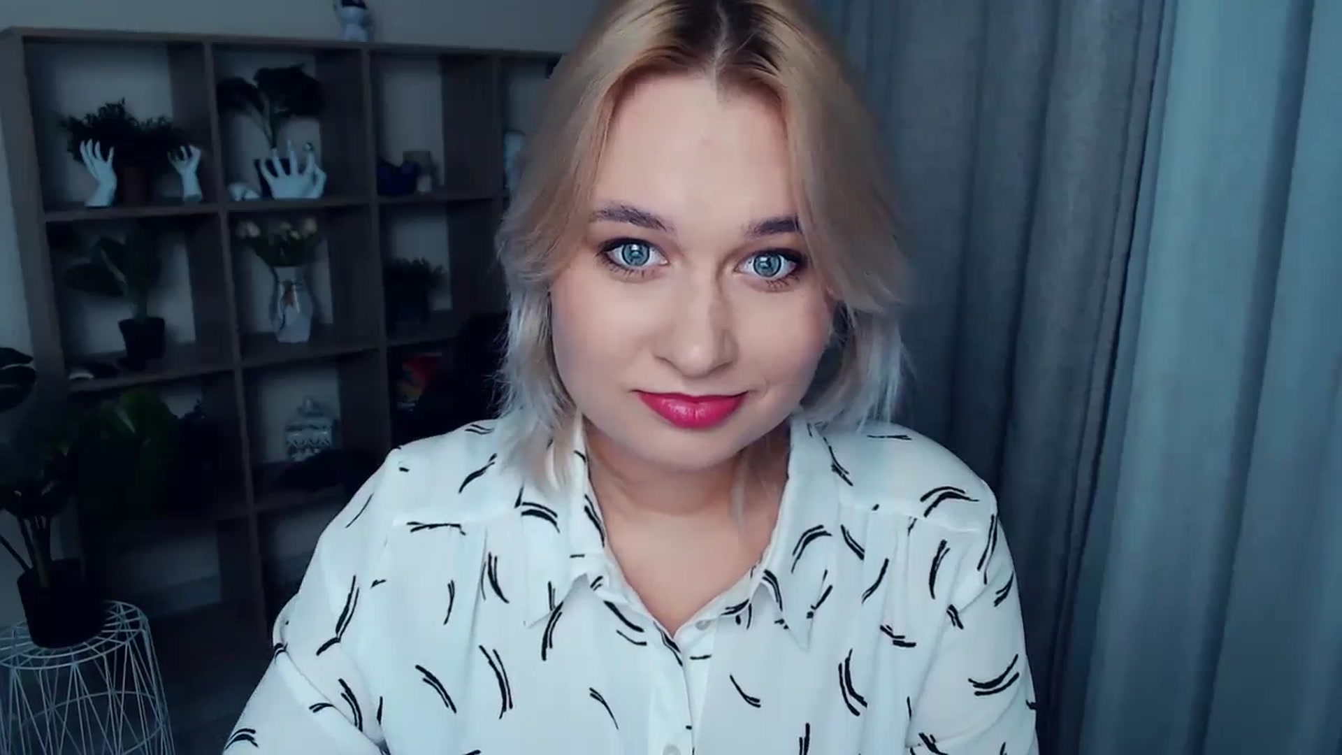 Gallery image thumbnail from Kukla_kolduna's myfreecams stream on, 10/17/2024, 17:25 image 19 of 20