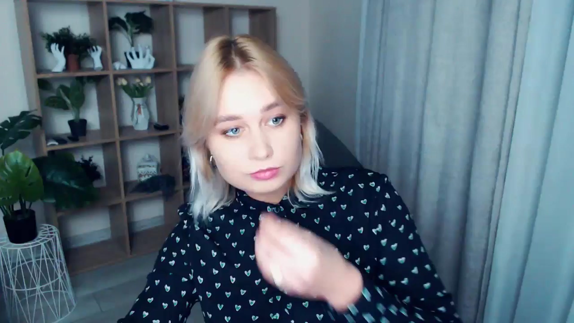 Gallery image thumbnail from Kukla_kolduna's myfreecams stream on, 10/19/2024, 17:07 image 1 of 20