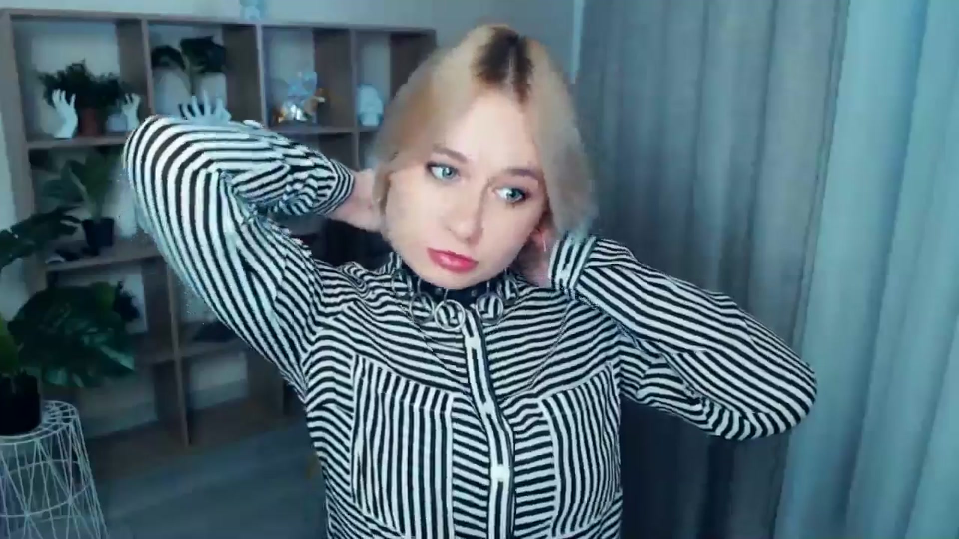 Gallery image thumbnail from Kukla_kolduna's myfreecams stream on, 10/20/2024, 15:35 image 4 of 20
