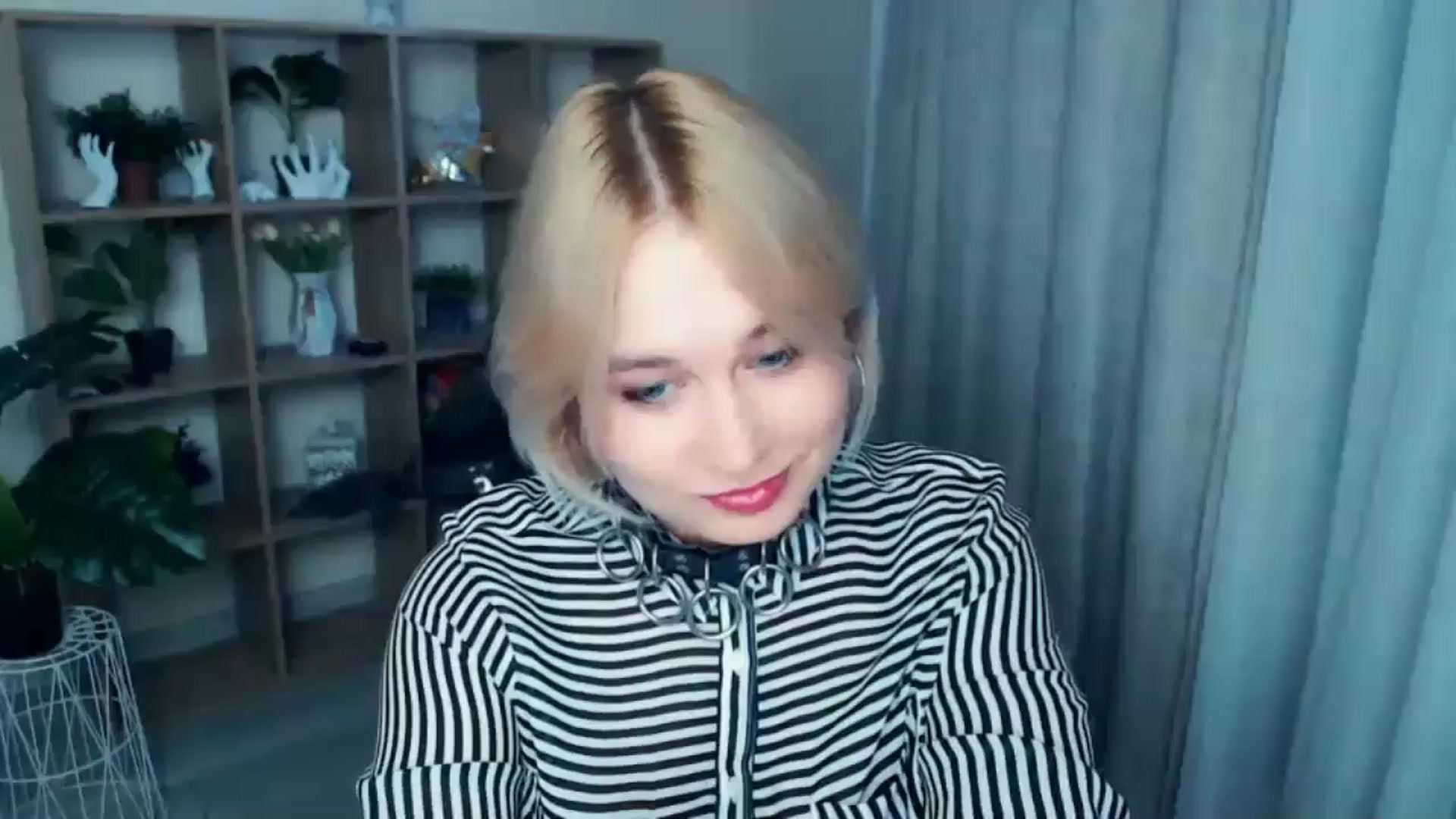 Gallery image thumbnail from Kukla_kolduna's myfreecams stream on, 10/20/2024, 15:35 image 7 of 20