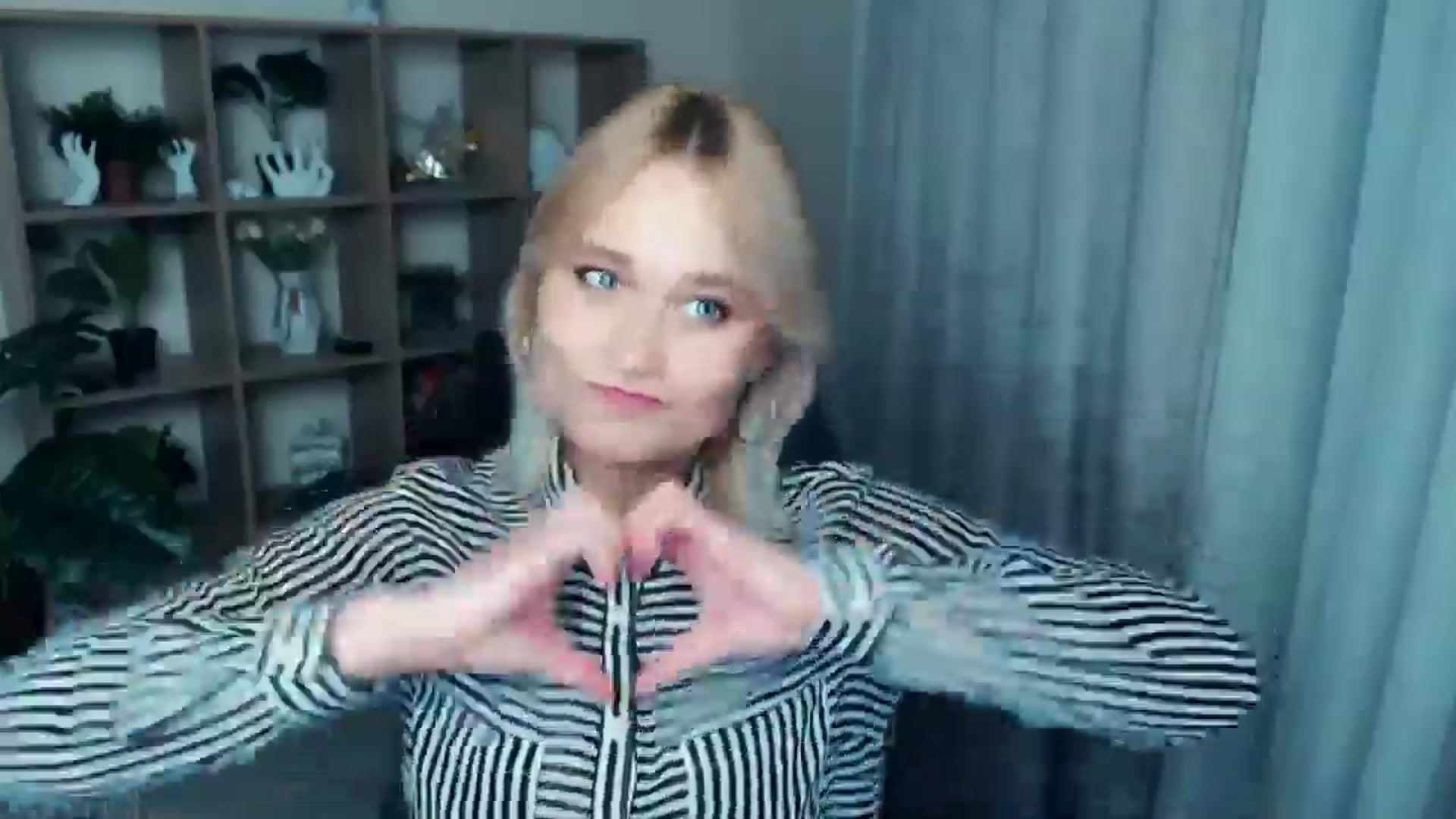 Gallery image thumbnail from Kukla_kolduna's myfreecams stream on, 10/20/2024, 16:04 image 3 of 20