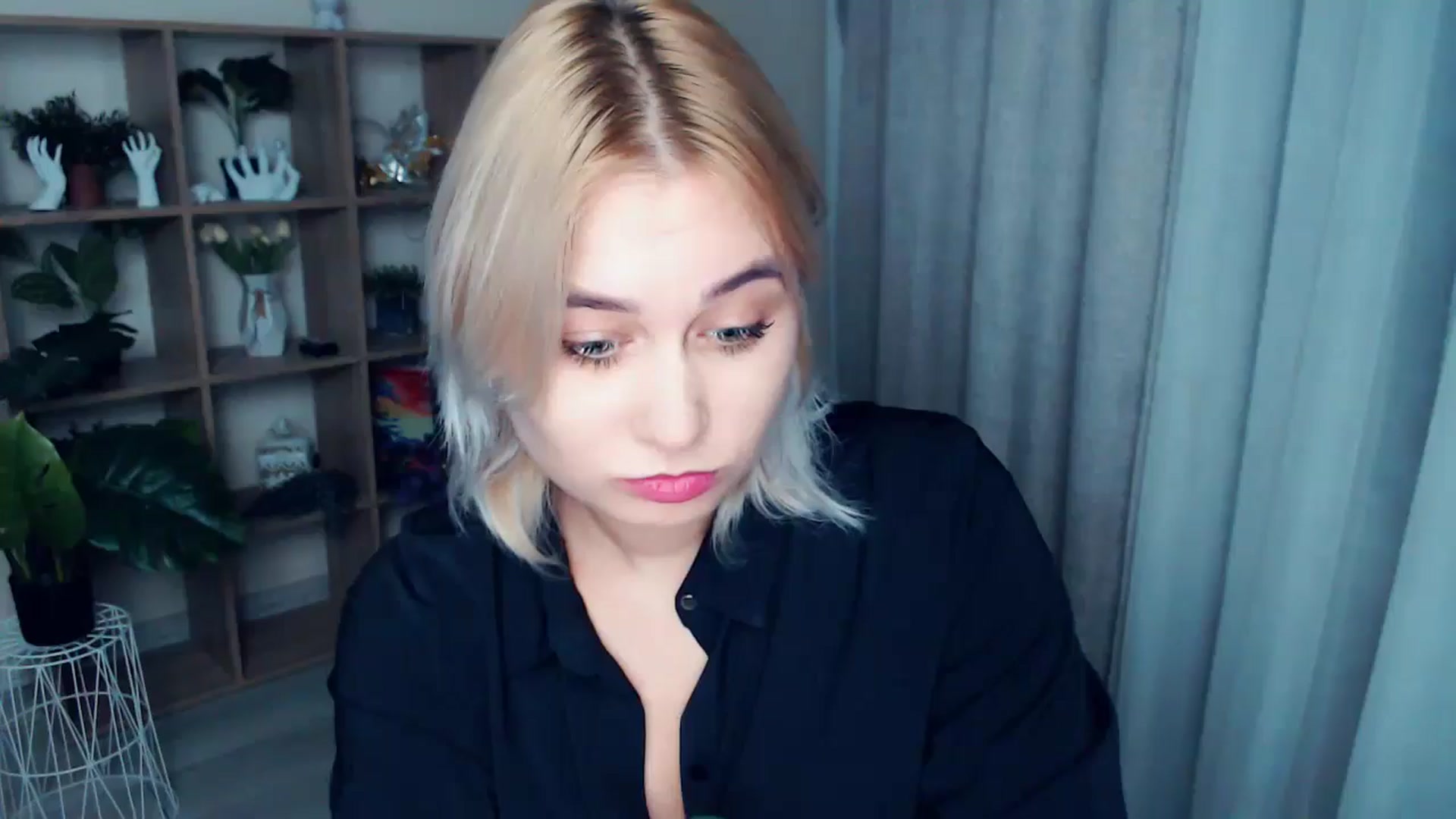 Gallery image thumbnail from Kukla_kolduna's myfreecams stream on, 10/23/2024, 19:06 image 20 of 20