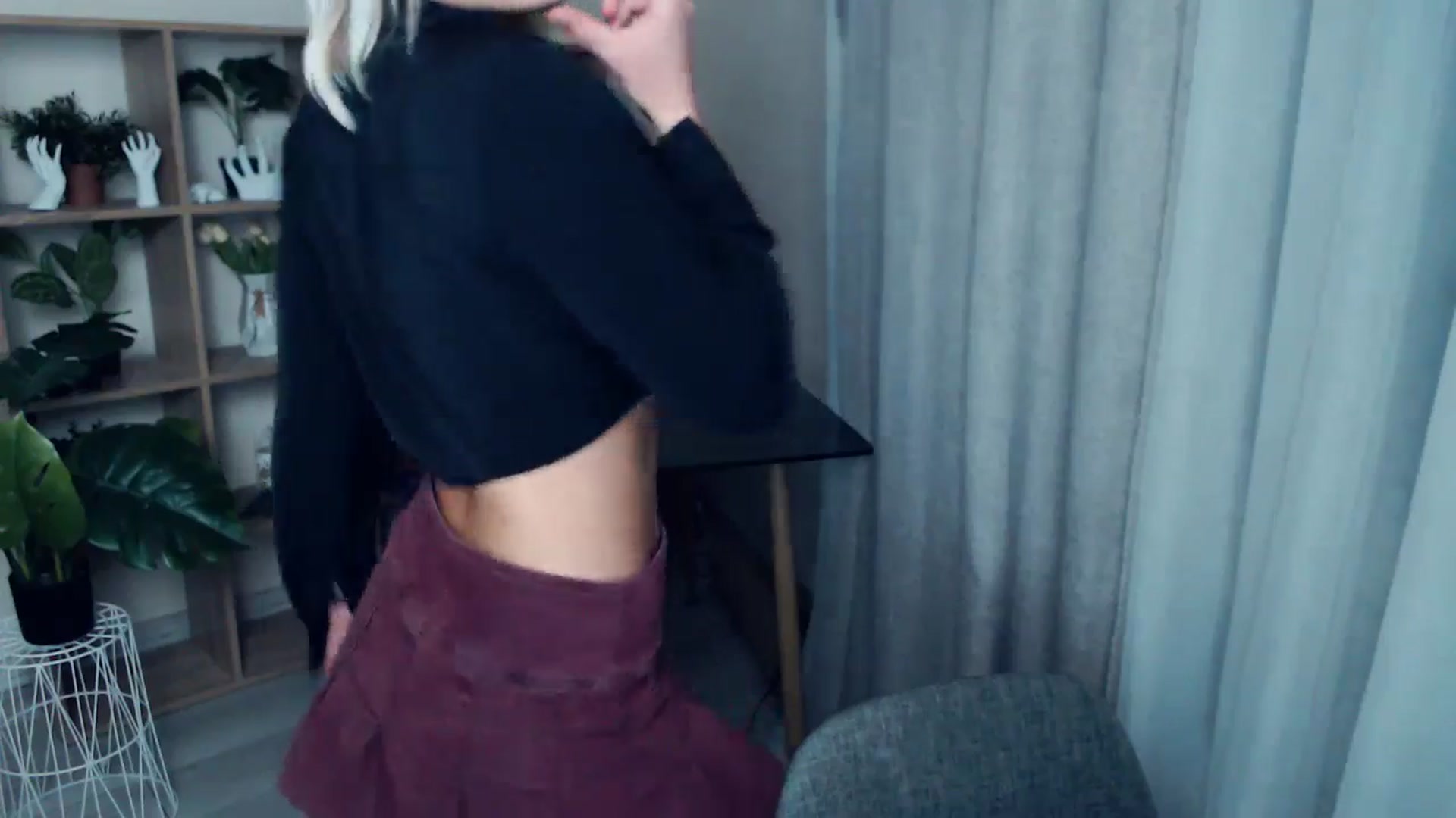Gallery image thumbnail from Kukla_kolduna's myfreecams stream on, 10/23/2024, 19:06 image 6 of 20