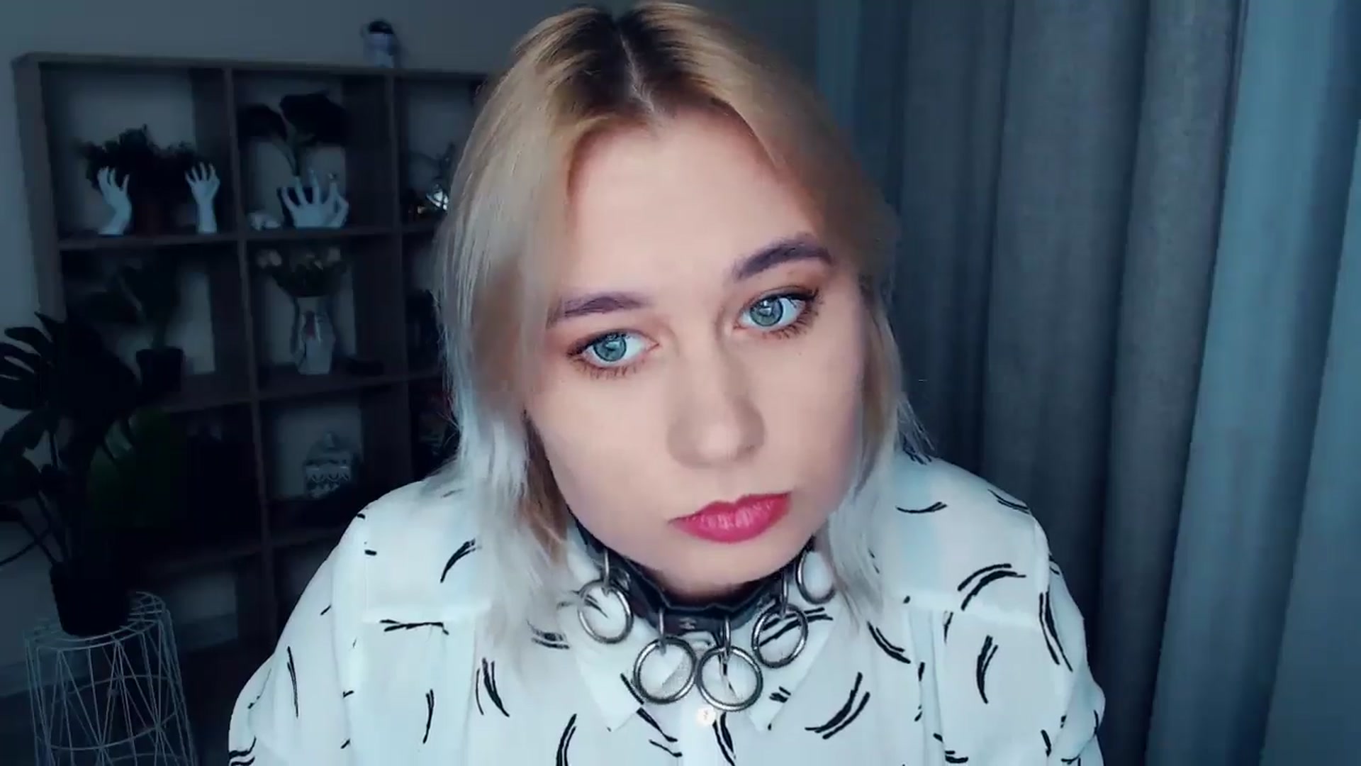 Gallery image thumbnail from Kukla_kolduna's myfreecams stream on, 10/25/2024, 16:32 image 8 of 20