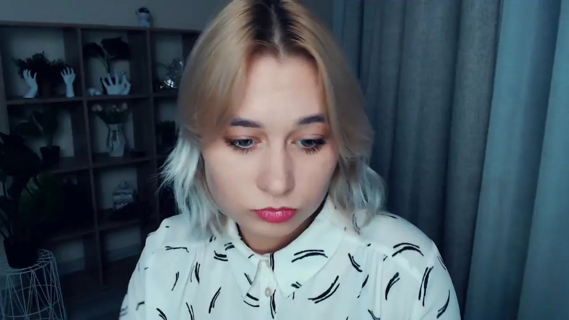 Gallery image thumbnail from Kukla_kolduna's myfreecams stream on, 10/25/2024, 18:07 image 1 of 20