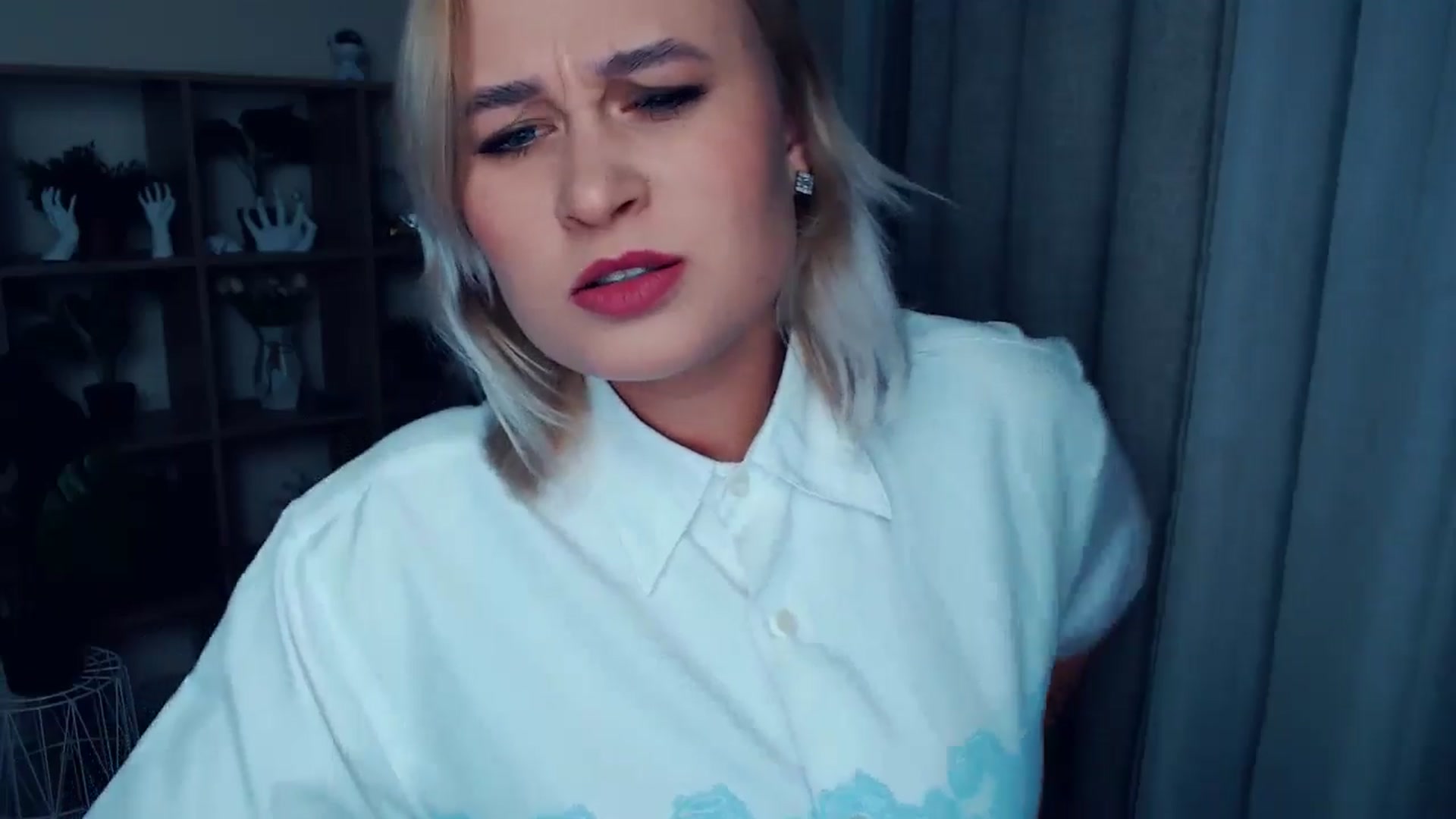Gallery image thumbnail from Kukla_kolduna's myfreecams stream on, 10/26/2024, 15:28 image 15 of 20