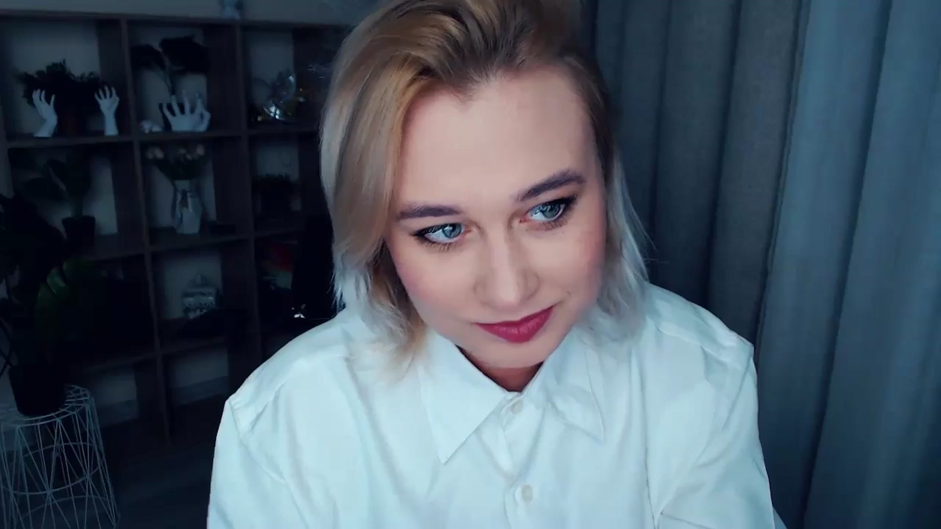 Gallery image thumbnail from Kukla_kolduna's myfreecams stream on, 10/26/2024, 15:28 image 5 of 20