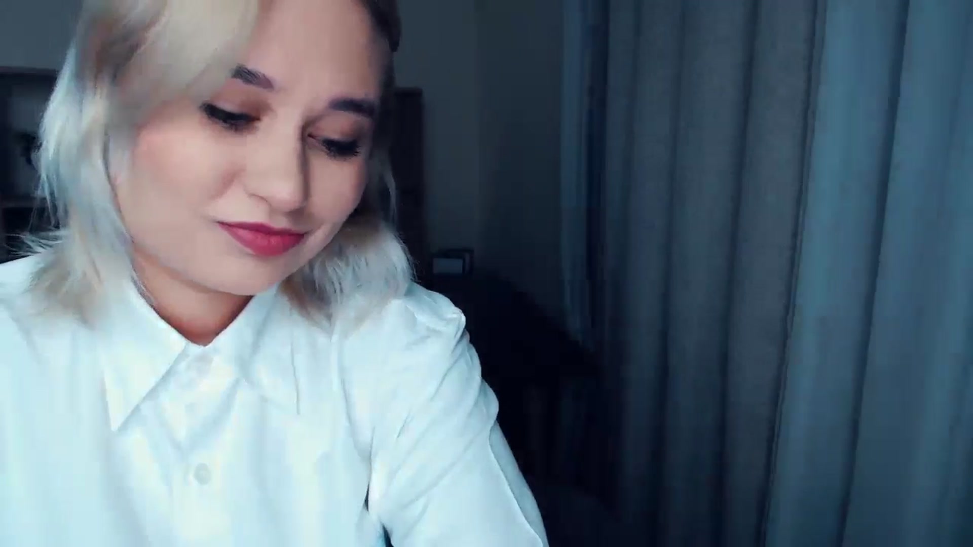 Gallery image thumbnail from Kukla_kolduna's myfreecams stream on, 10/26/2024, 15:28 image 13 of 20