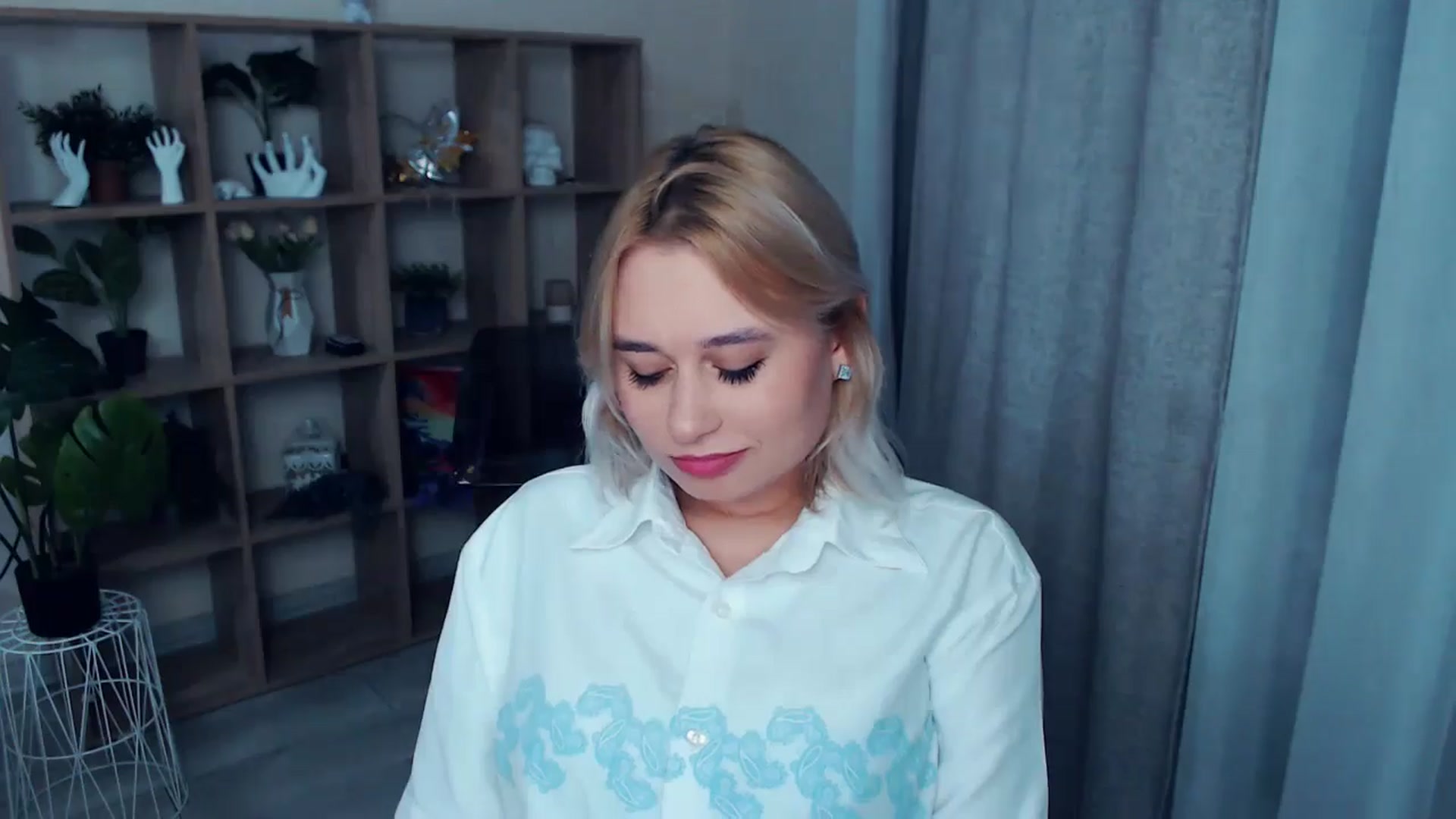 Gallery image thumbnail from Kukla_kolduna's myfreecams stream on, 10/26/2024, 16:22 image 20 of 20