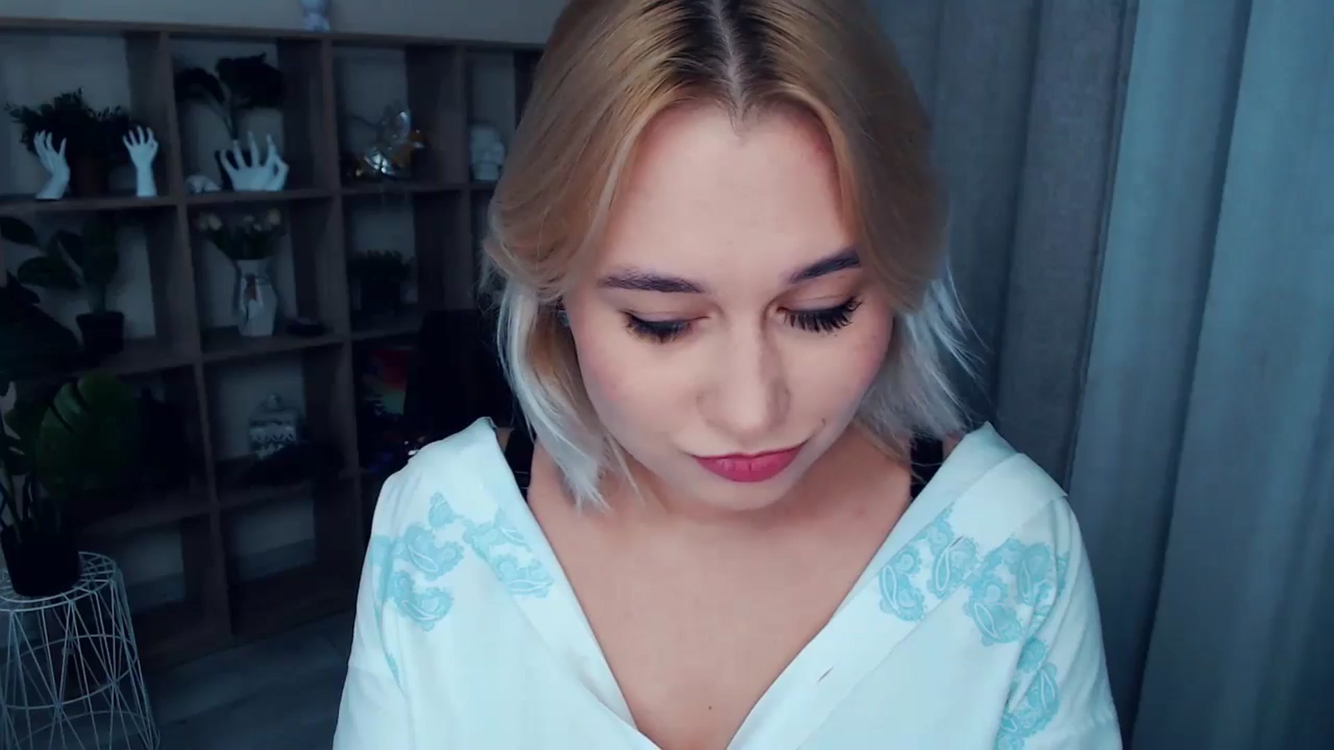 Gallery image thumbnail from Kukla_kolduna's myfreecams stream on, 10/26/2024, 16:22 image 1 of 20
