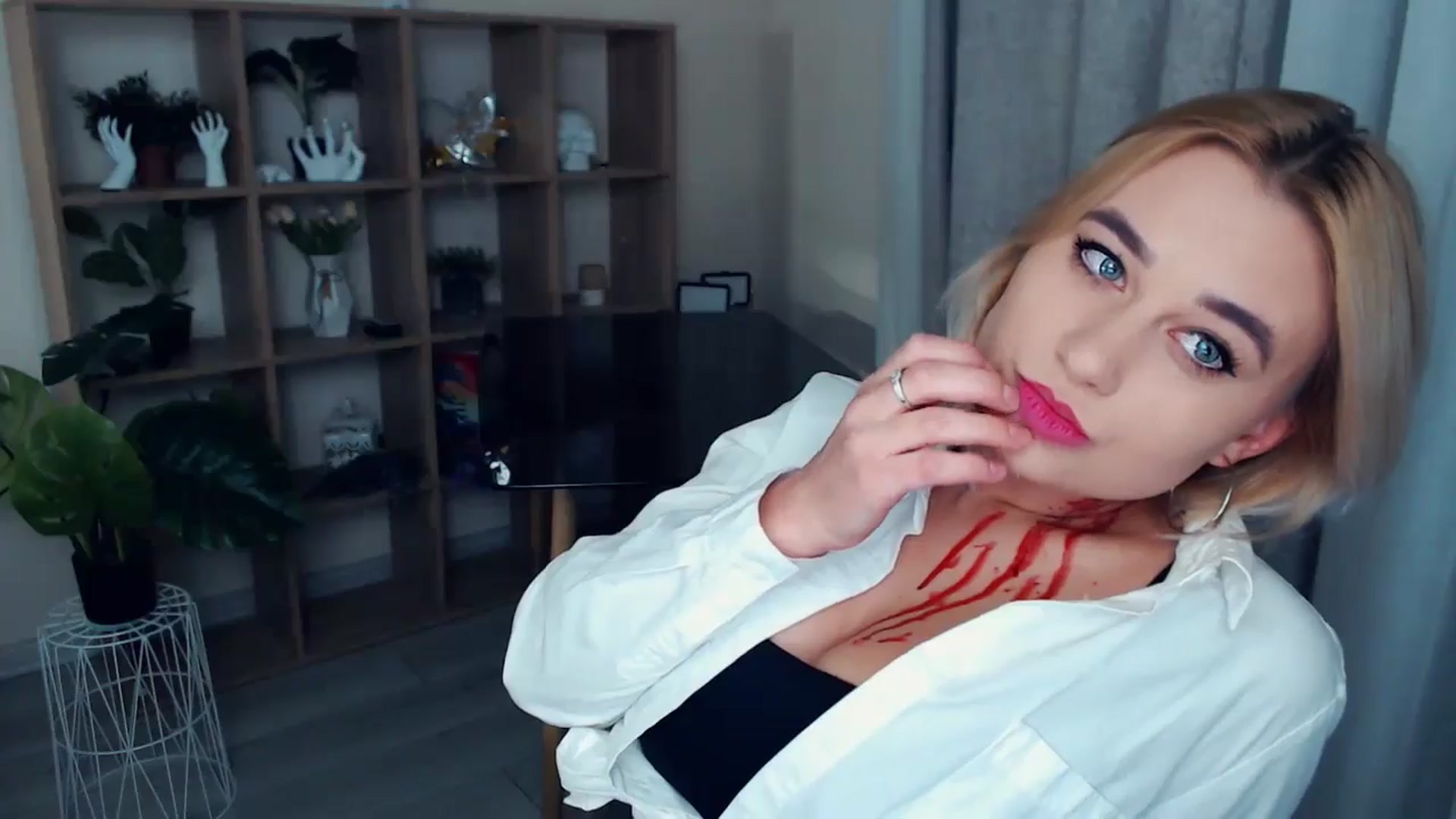 Gallery image thumbnail from Kukla_kolduna's myfreecams stream on, 10/30/2024, 17:14 image 5 of 20