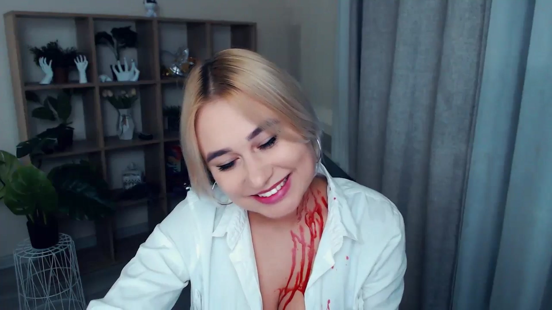 Gallery image thumbnail from Kukla_kolduna's myfreecams stream on, 10/30/2024, 19:10 image 19 of 20