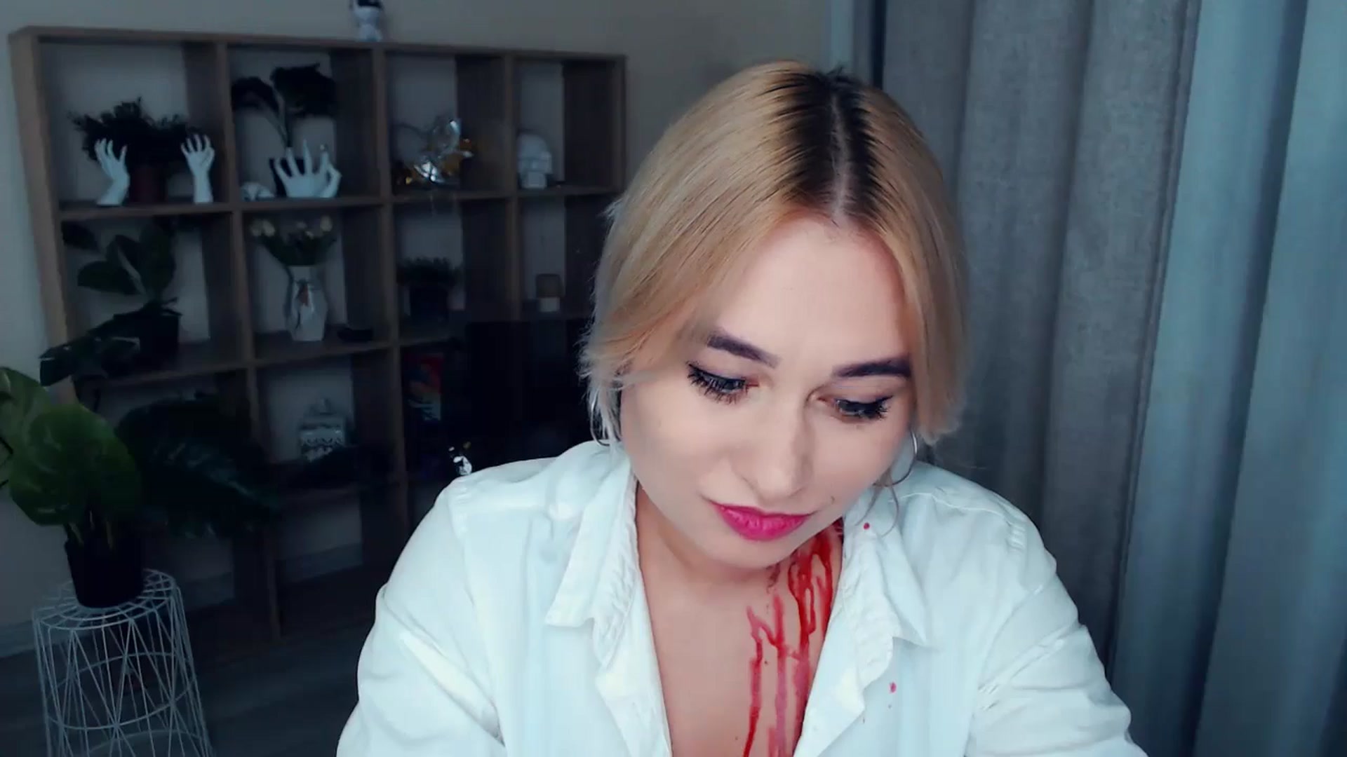 Gallery image thumbnail from Kukla_kolduna's myfreecams stream on, 10/30/2024, 19:10 image 16 of 20