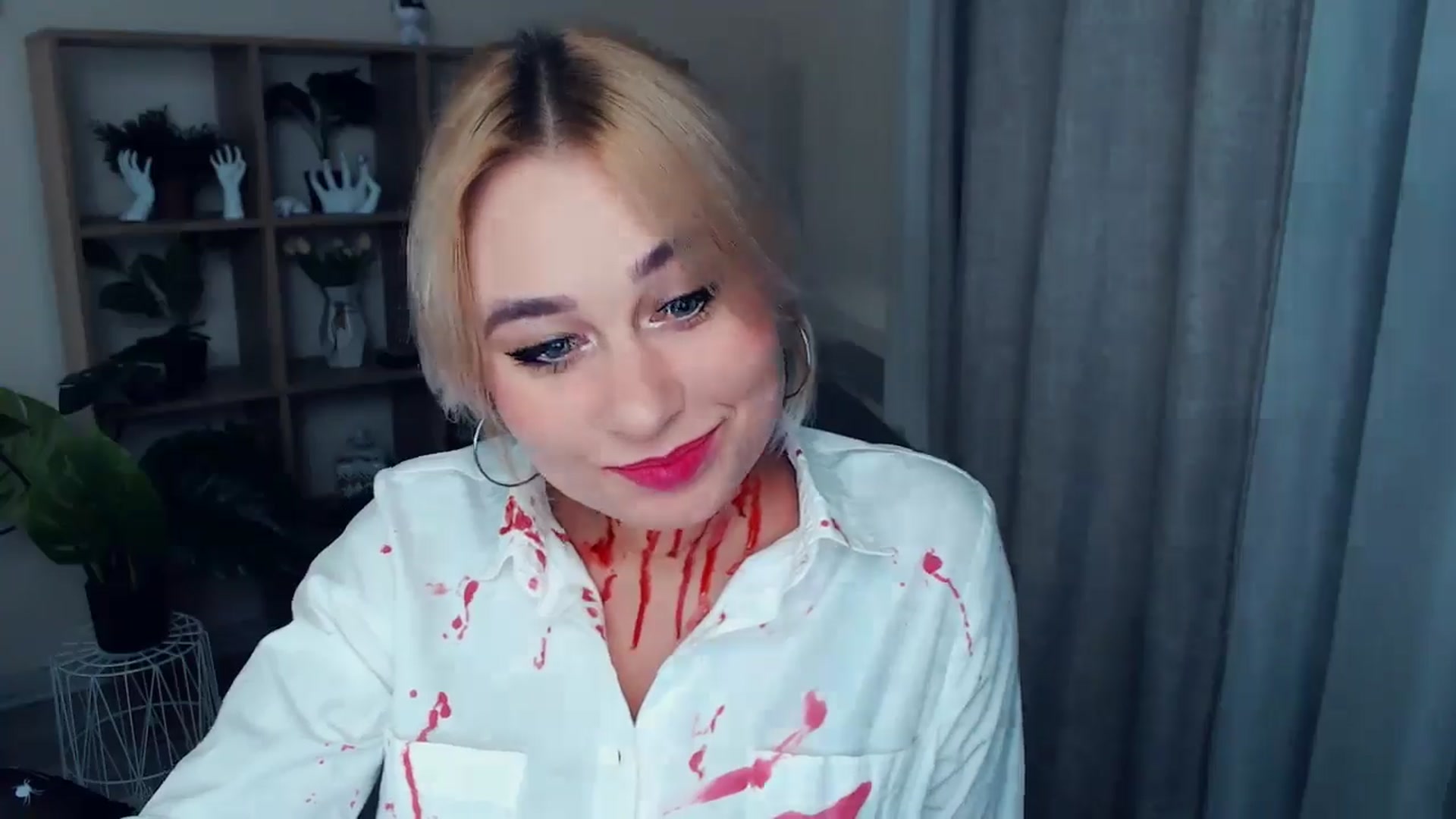 Gallery image thumbnail from Kukla_kolduna's myfreecams stream on, 10/31/2024, 15:19 image 17 of 20