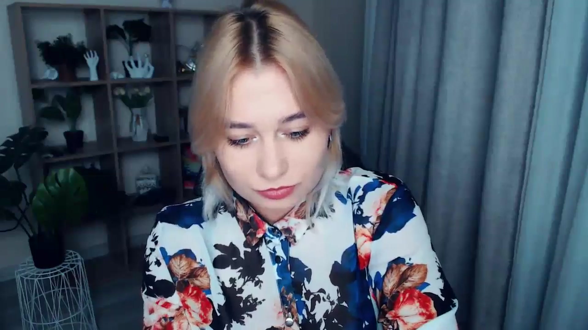 Gallery image thumbnail from Kukla_kolduna's myfreecams stream on, 11/02/2024, 15:21 image 16 of 20