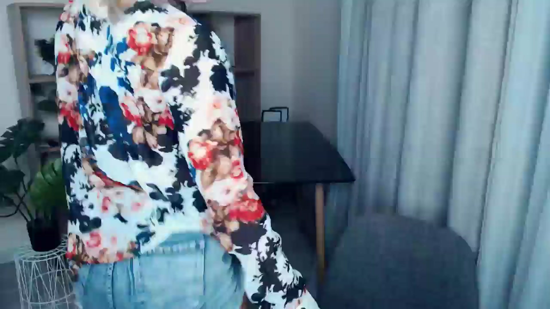 Gallery image thumbnail from Kukla_kolduna's myfreecams stream on, 11/02/2024, 15:21 image 7 of 20